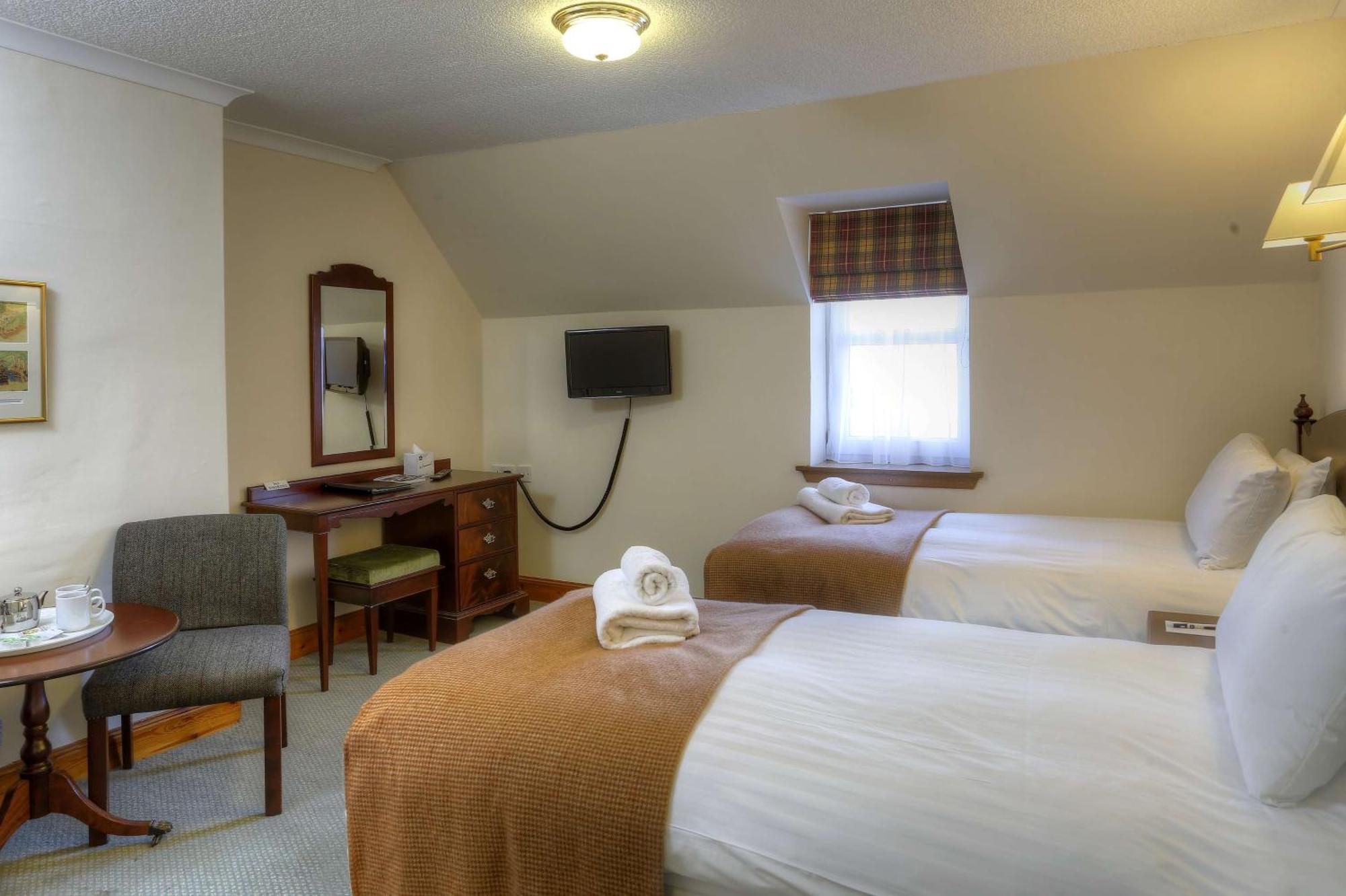 Standard Twin Room - Non-Smoking