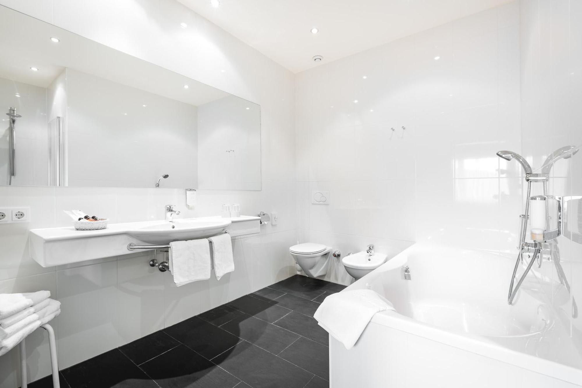 Familiesuite (2 Slaapkamers) met Balkon