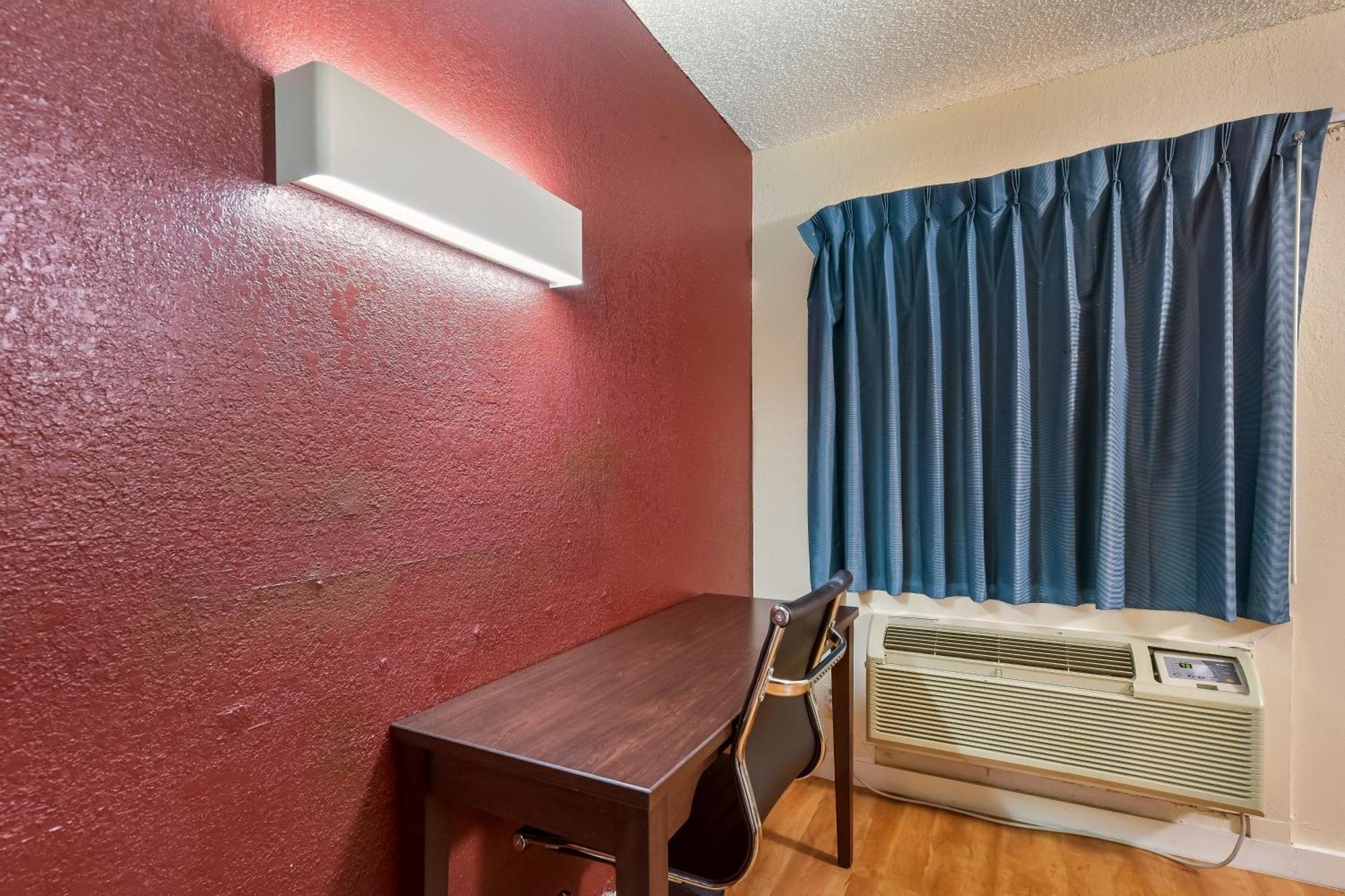 Double Room with Two Double Beds - Non-Smoking