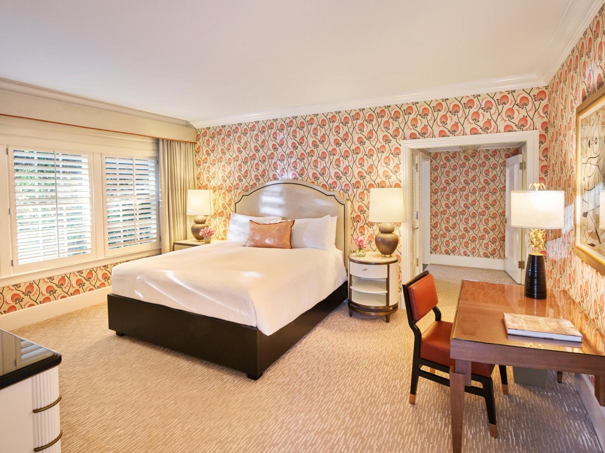 Bungalow King Room