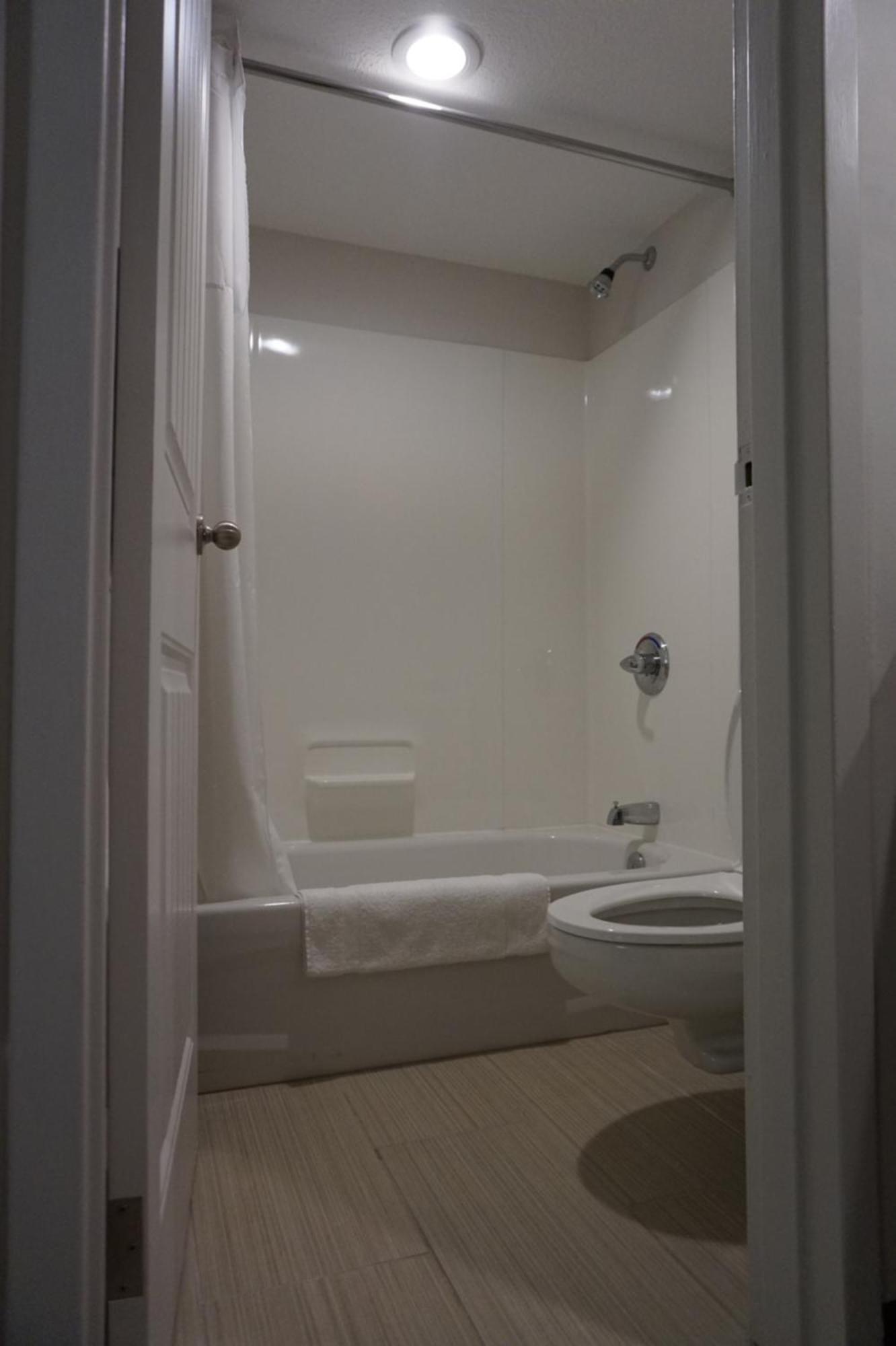Double Room Two Double Beds Non-Smoking