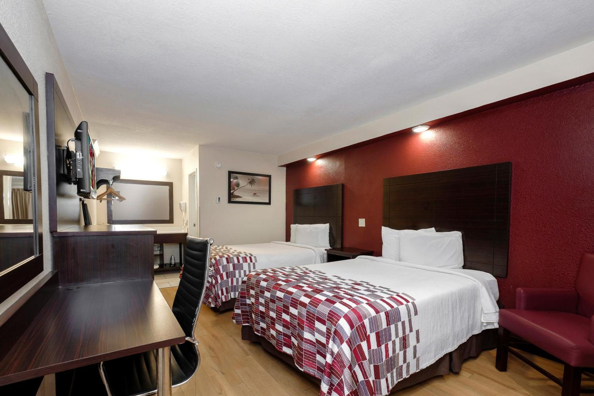 Deluxe Room Two Double Beds Non-Smoking