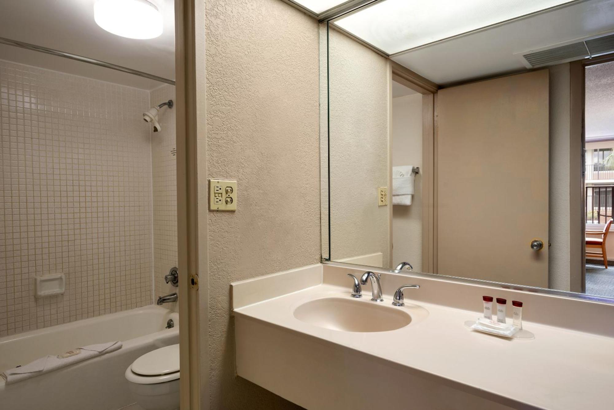 Queen Room Two Queen Beds Pet Friendly or Non-Smoking