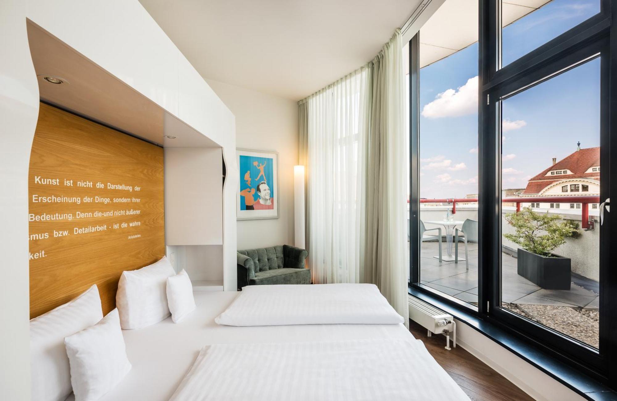 Urban Rooftop Room