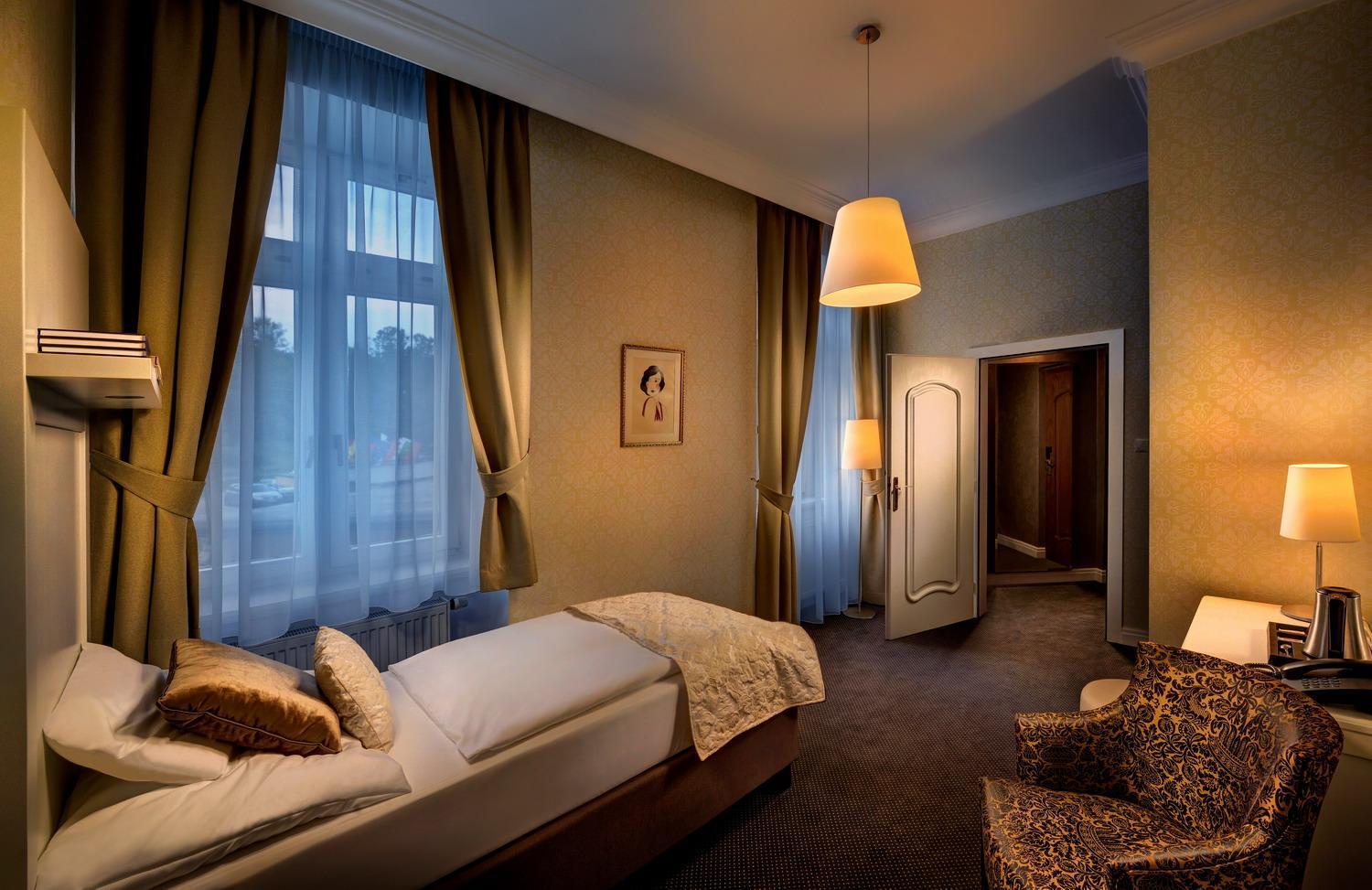 Small Single Room