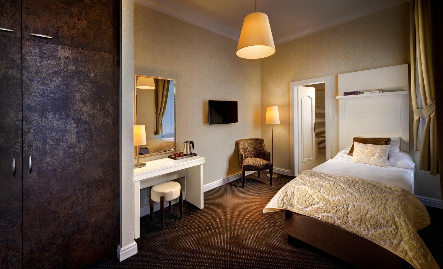 Single Room