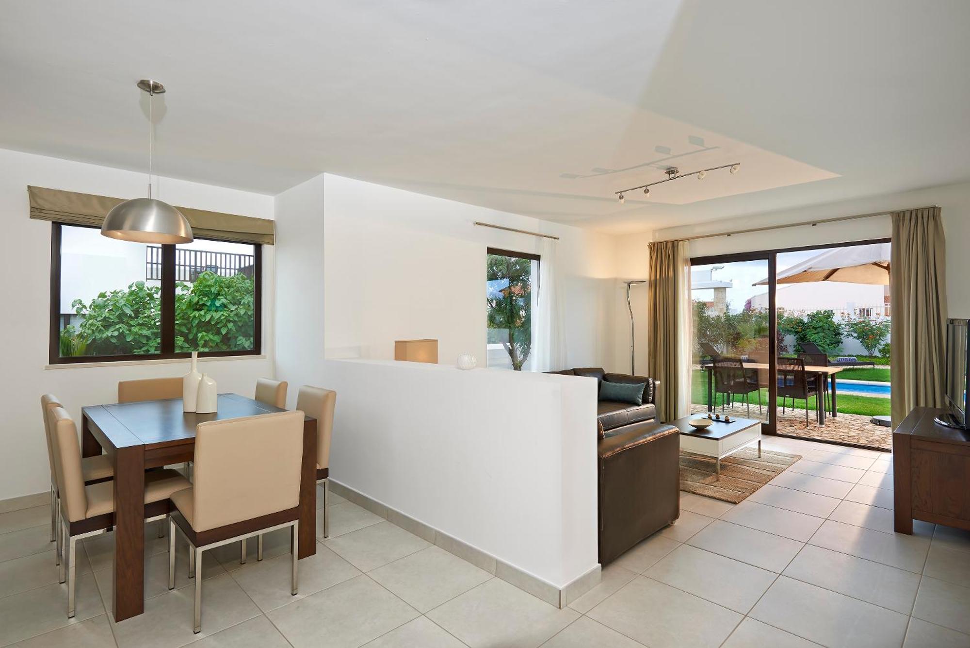 Villa com 3 Quartos (6 Adultos)