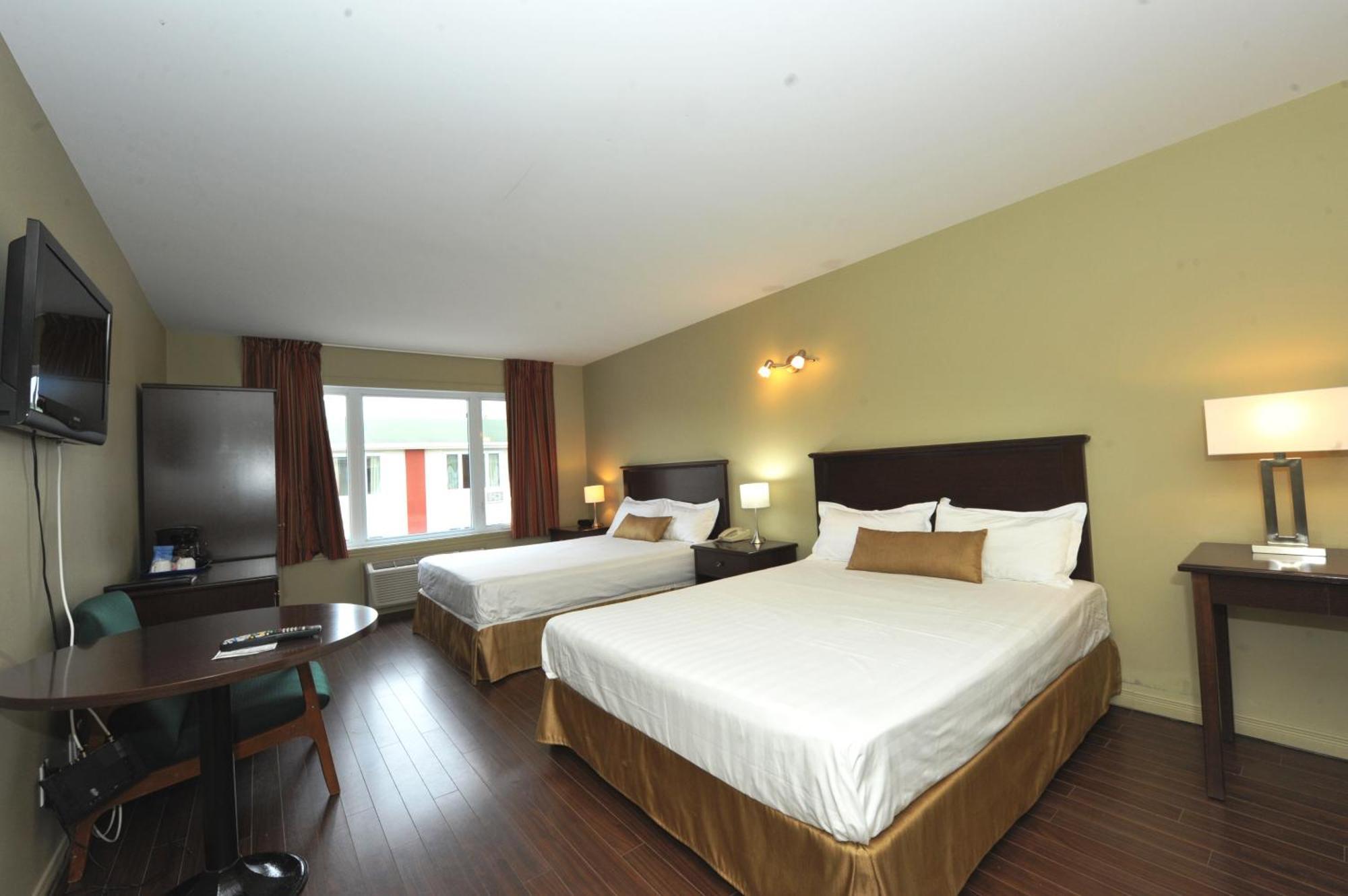 Queen Room