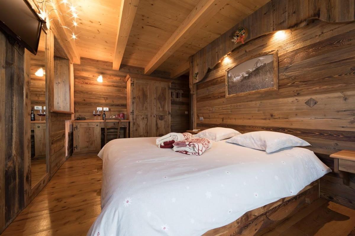 Tweepersoonskamer met 1 of 2 Bedden en Eigen Badkamer