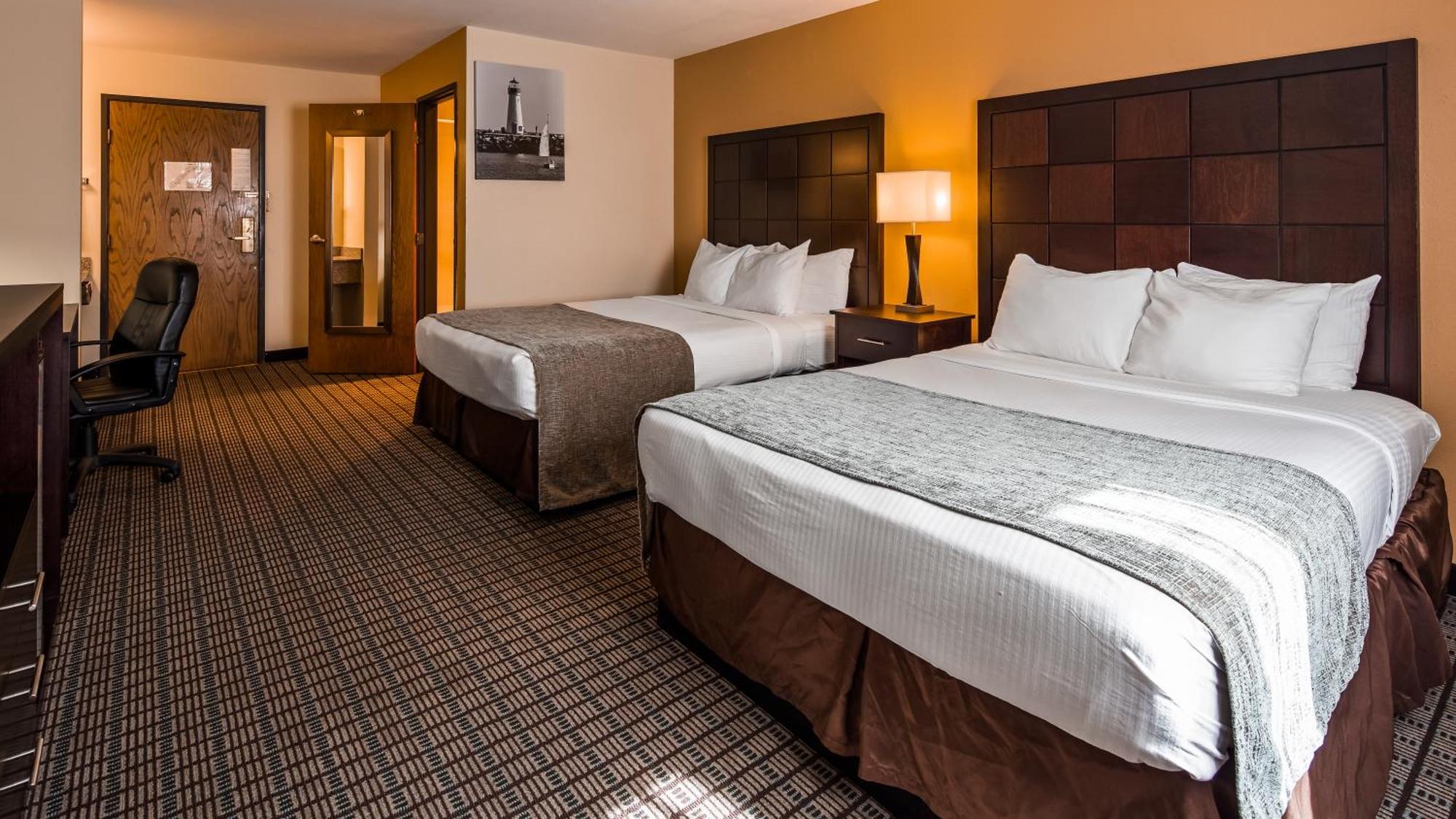 Double Room with Two Double Beds - Non-Smoking