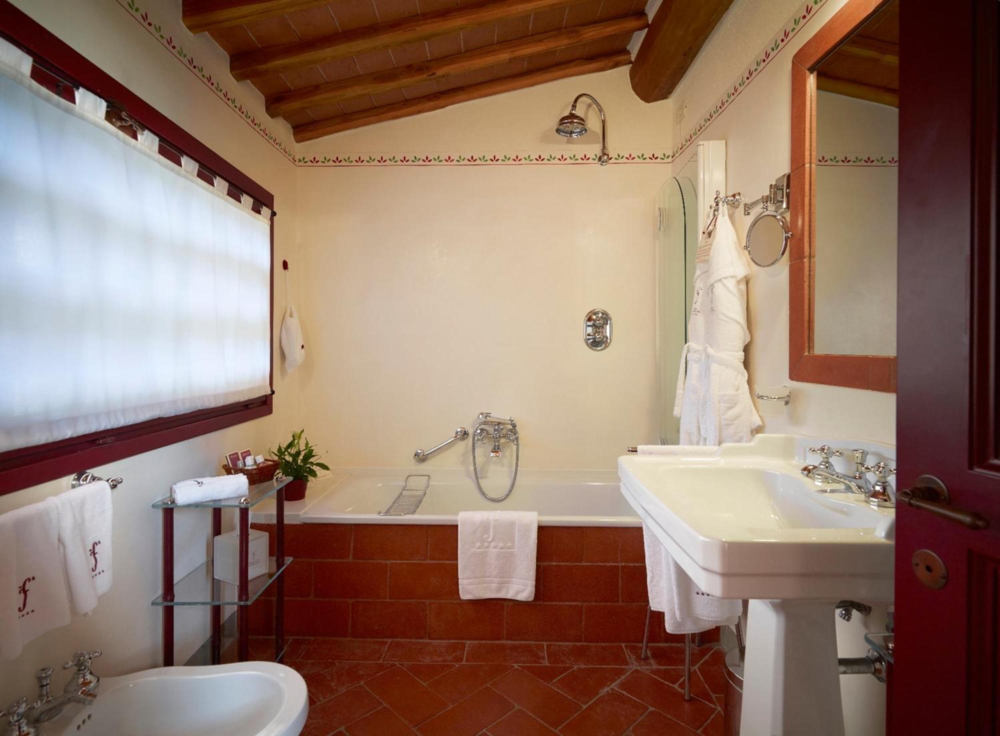 Classic Double Room,1278842311:JPEG