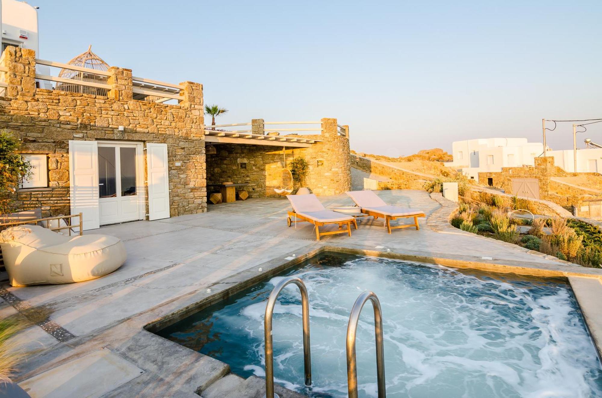 Deluxe Suite Private Pool Panoramic Sea View