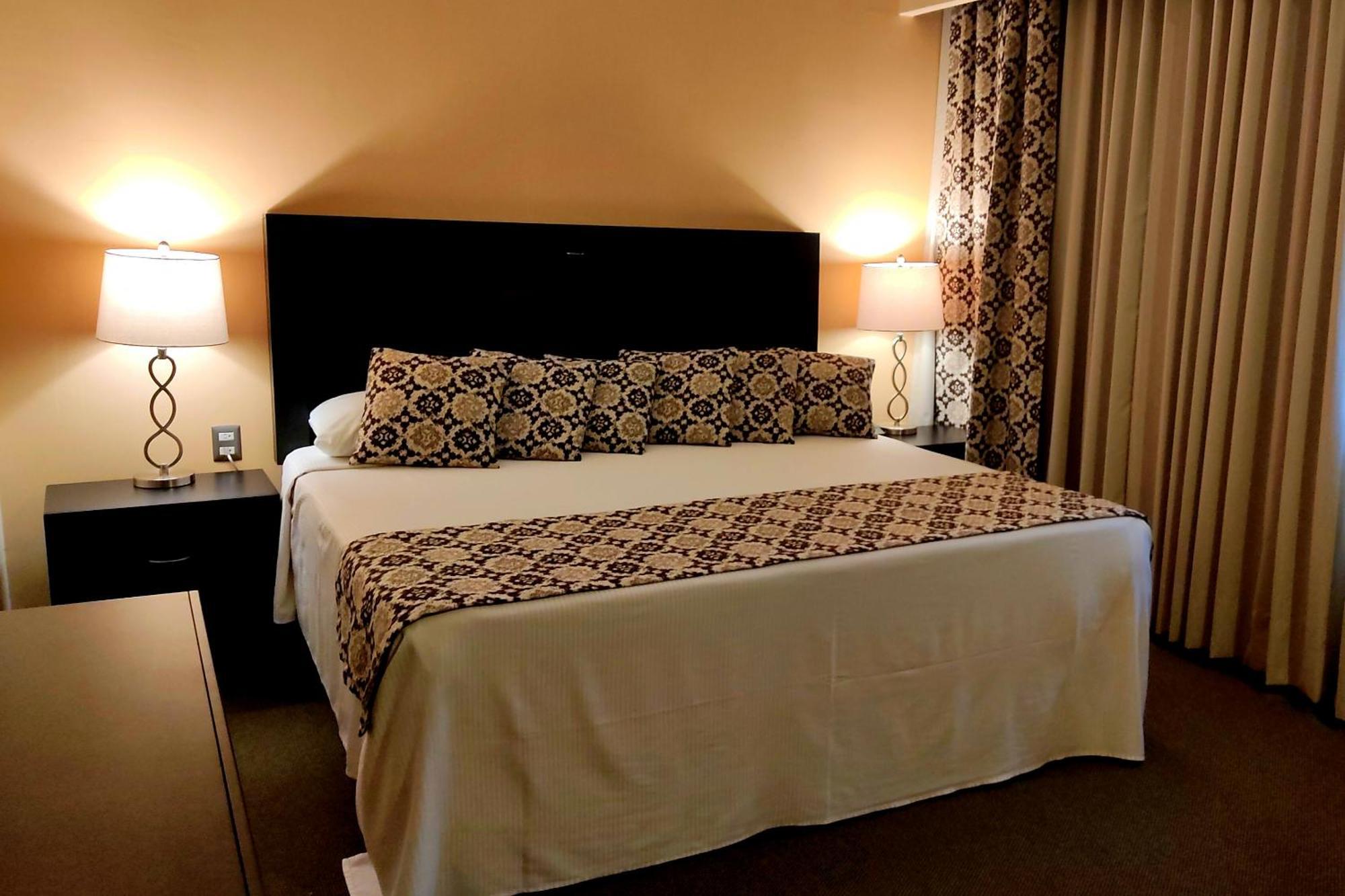 Superior Queen Room,1214963236:JPEG