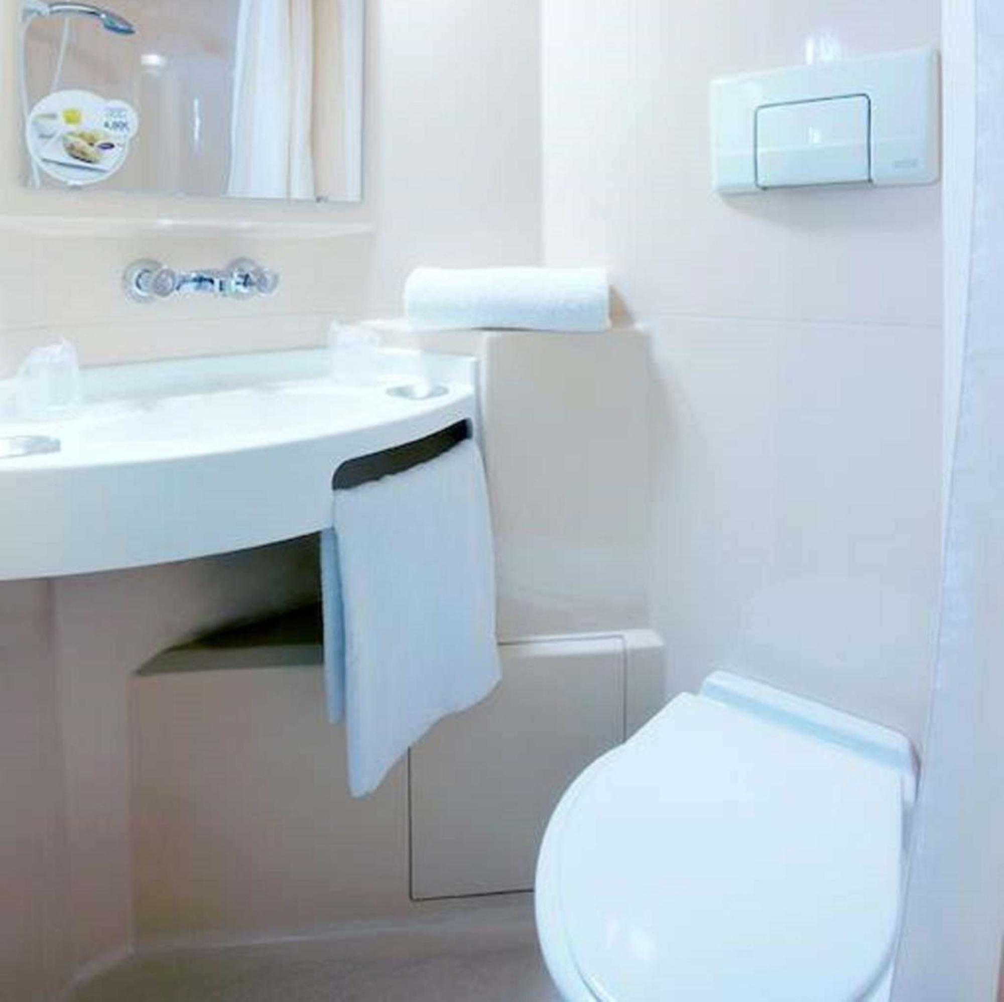 Triple Room 1 Double Bed 1 Single Bed