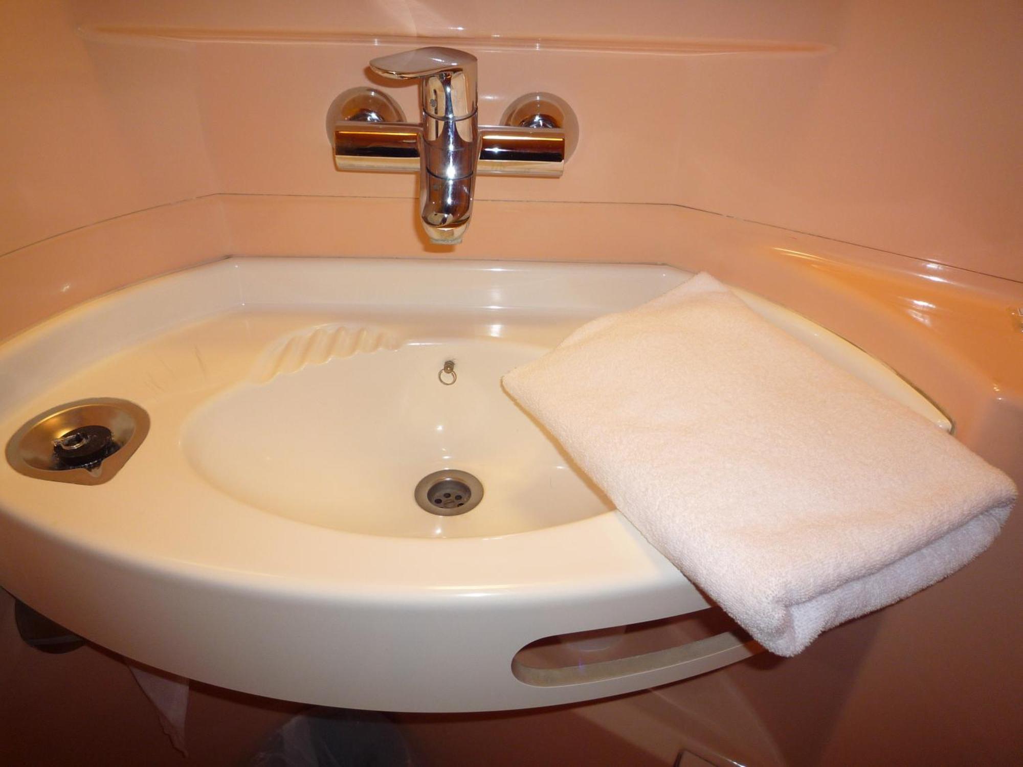 Triple Room 1 Double Bed 1 Single Bed