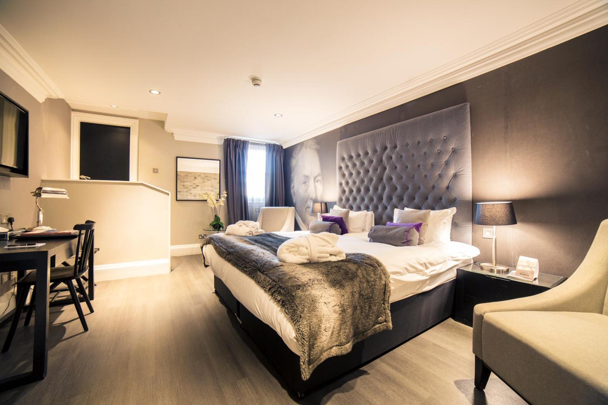 Deluxe Junior Suite
