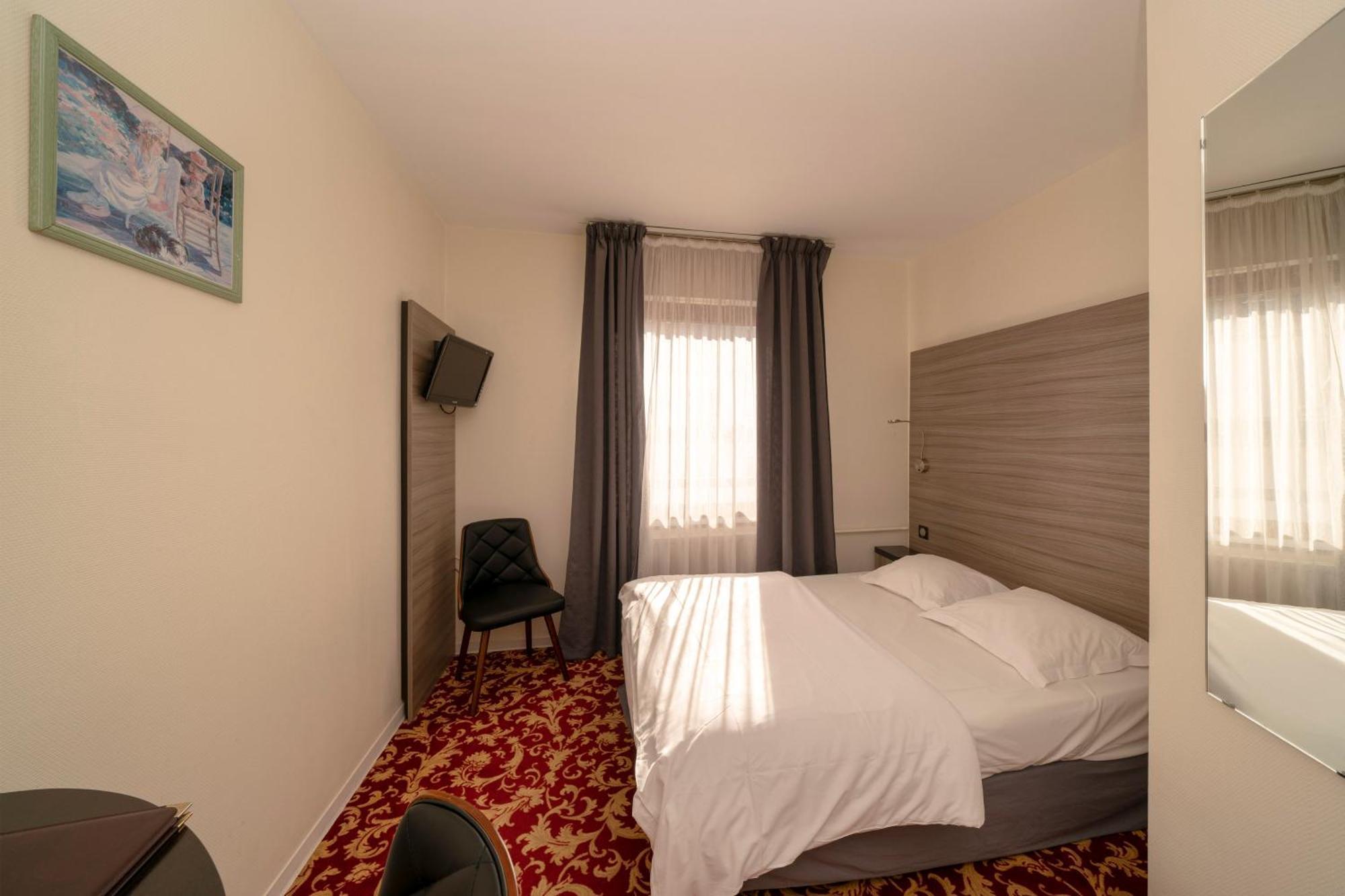 Single Room,1215323548:JPEG