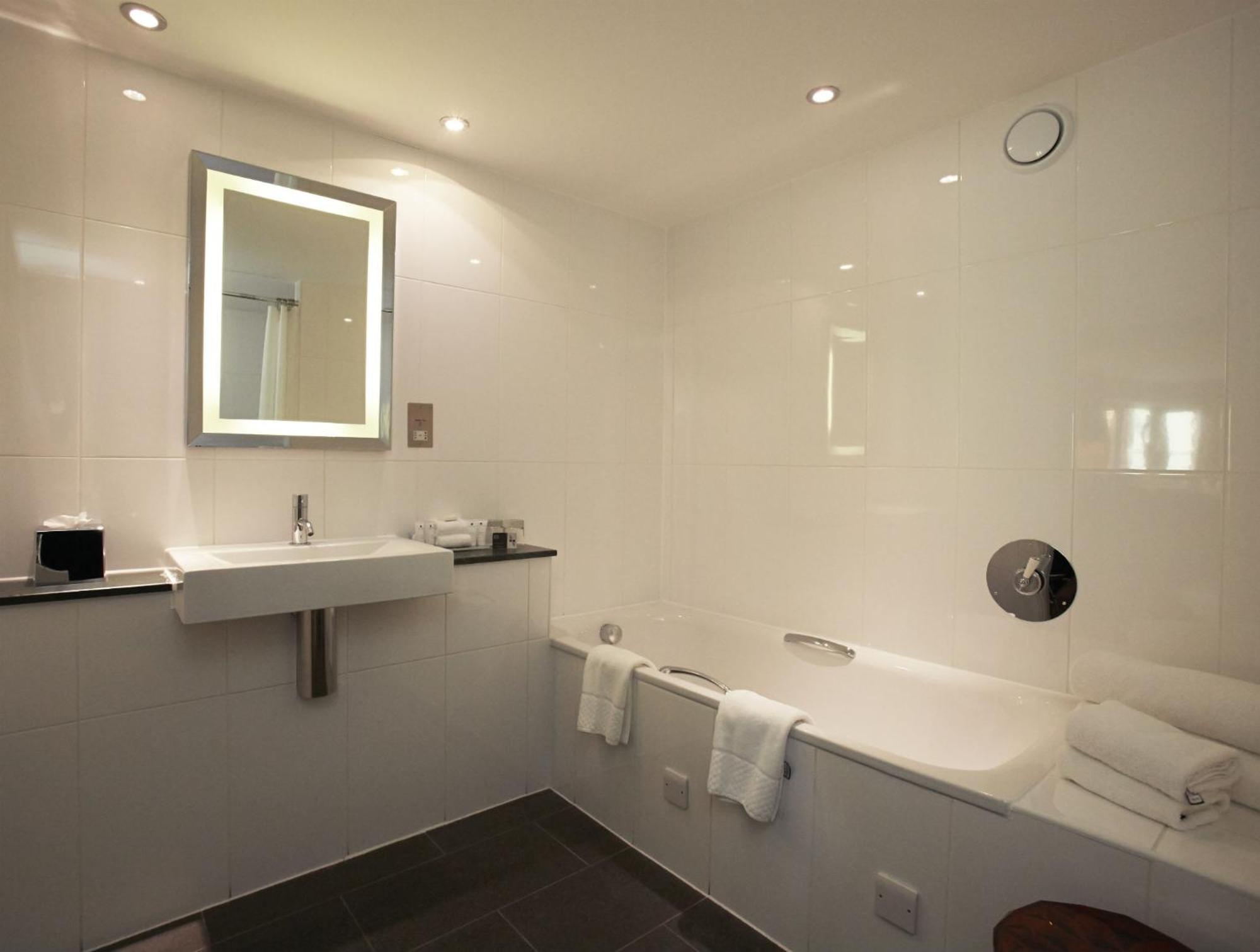 Town View Contemporary Double Room