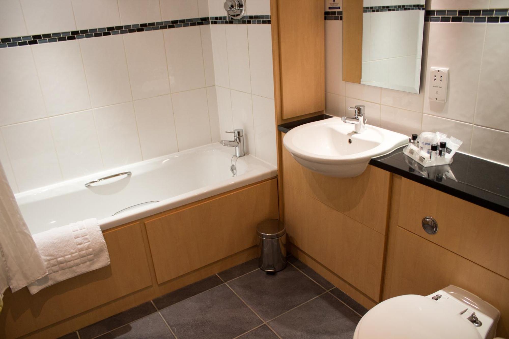 Executive Family Room with Double Bed and Extra Bed for Child - Non-Smoking