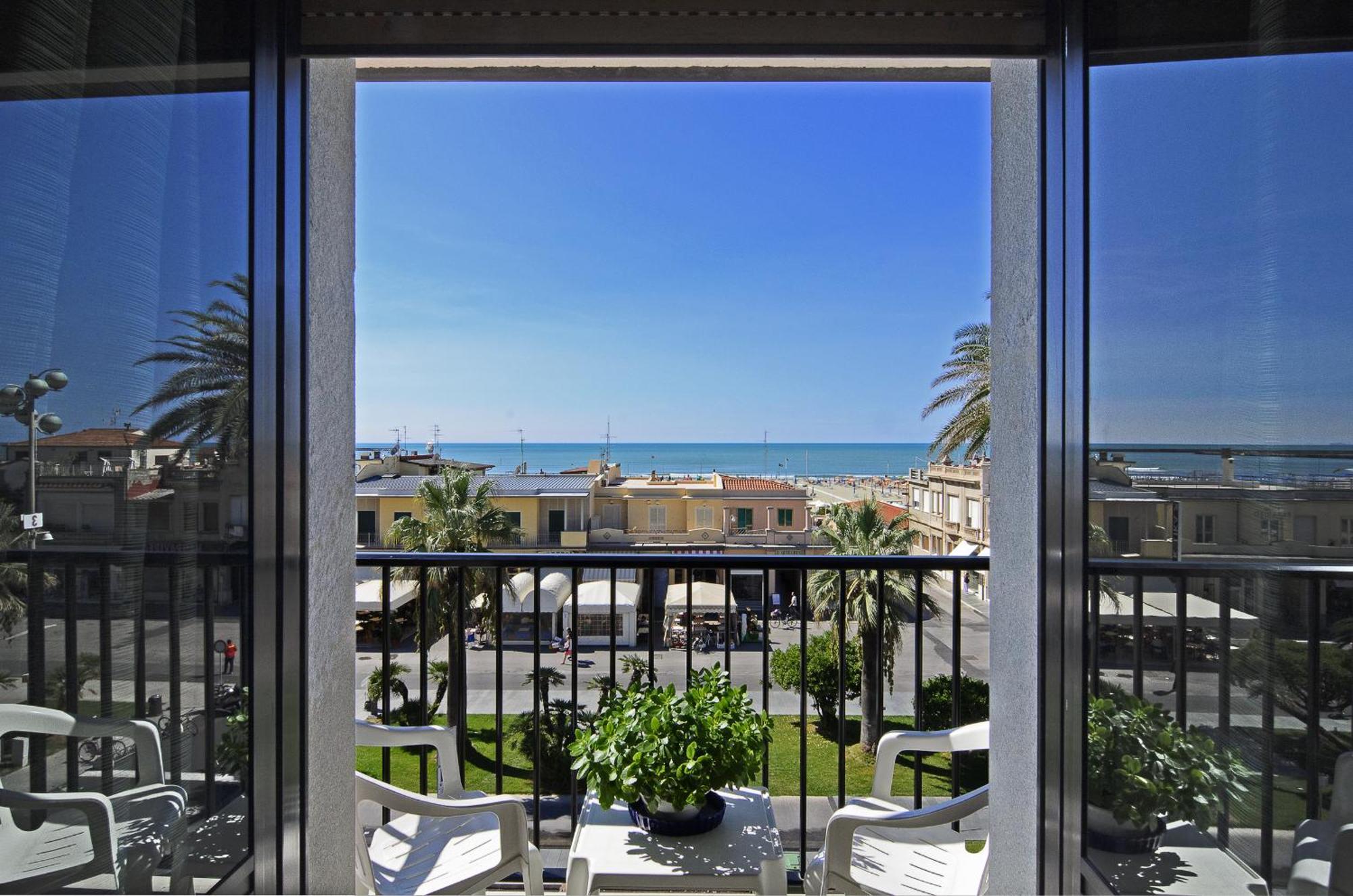 Quadruple Room One Bunk Bed Sea View