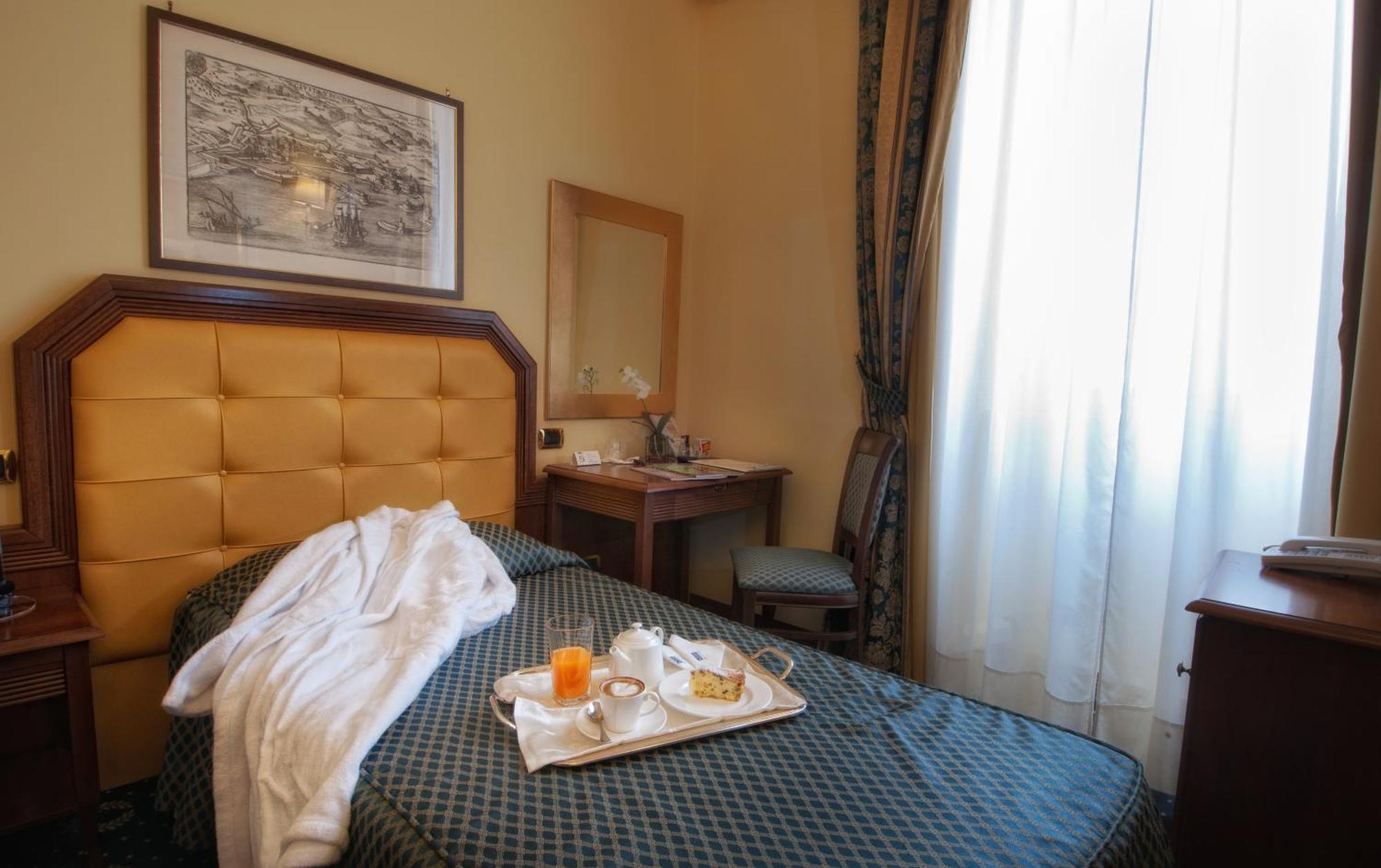 Single Room,1580319391:JPEG