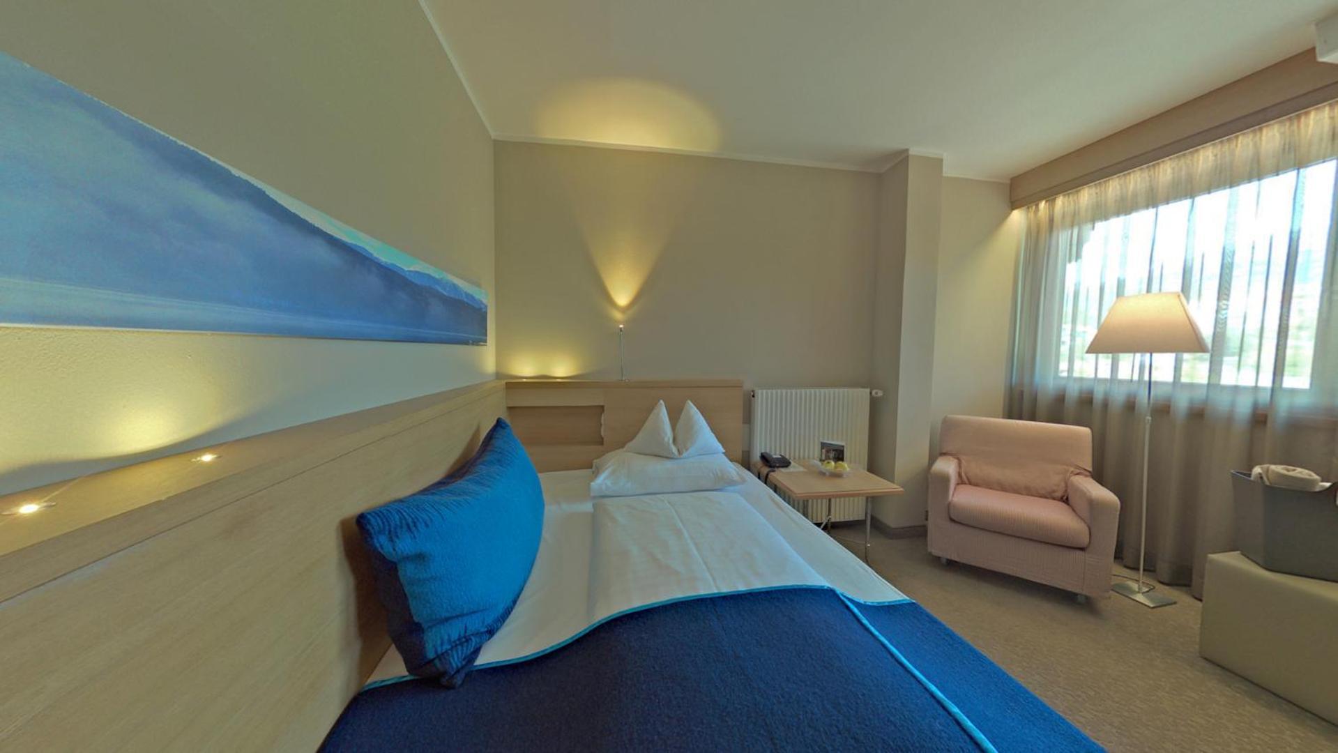 Deluxe Single Room,1216849951:JPEG