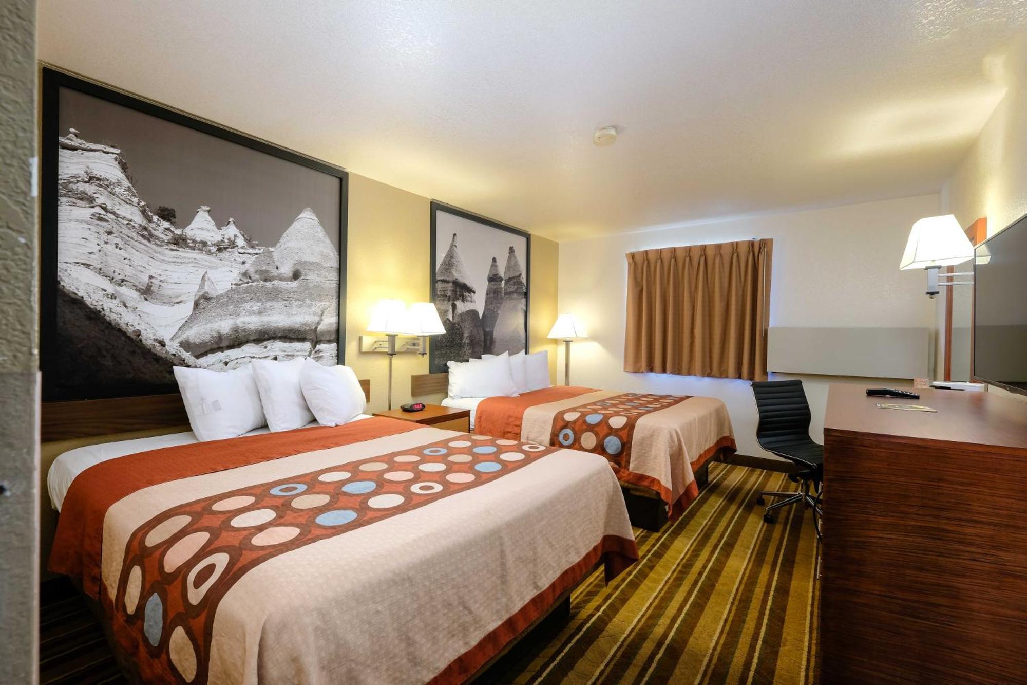 Queen Room with Two Queen Beds - Non-Smoking