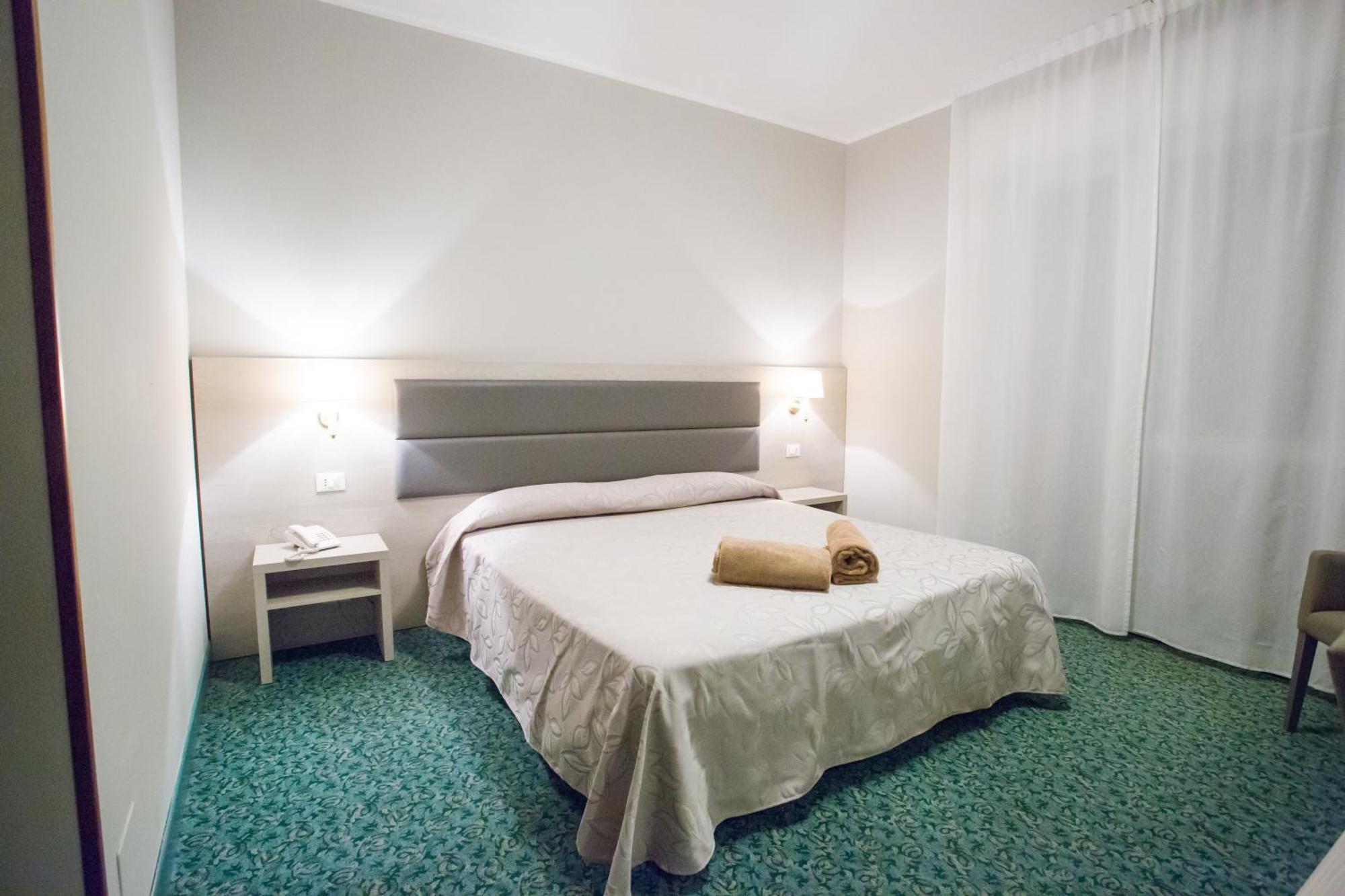 Classic Twin/Double Room
