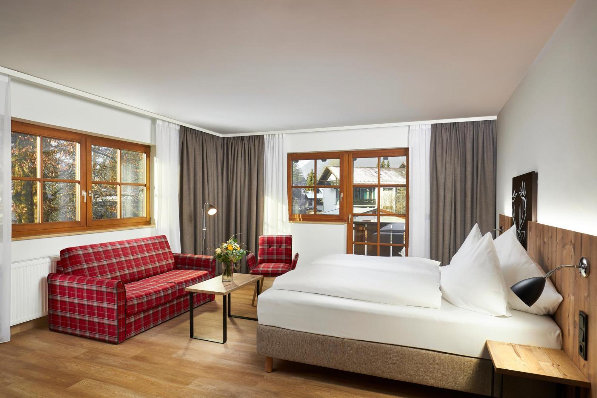 Deluxe Doppel-/Zweibettzimmer mit Bergblick