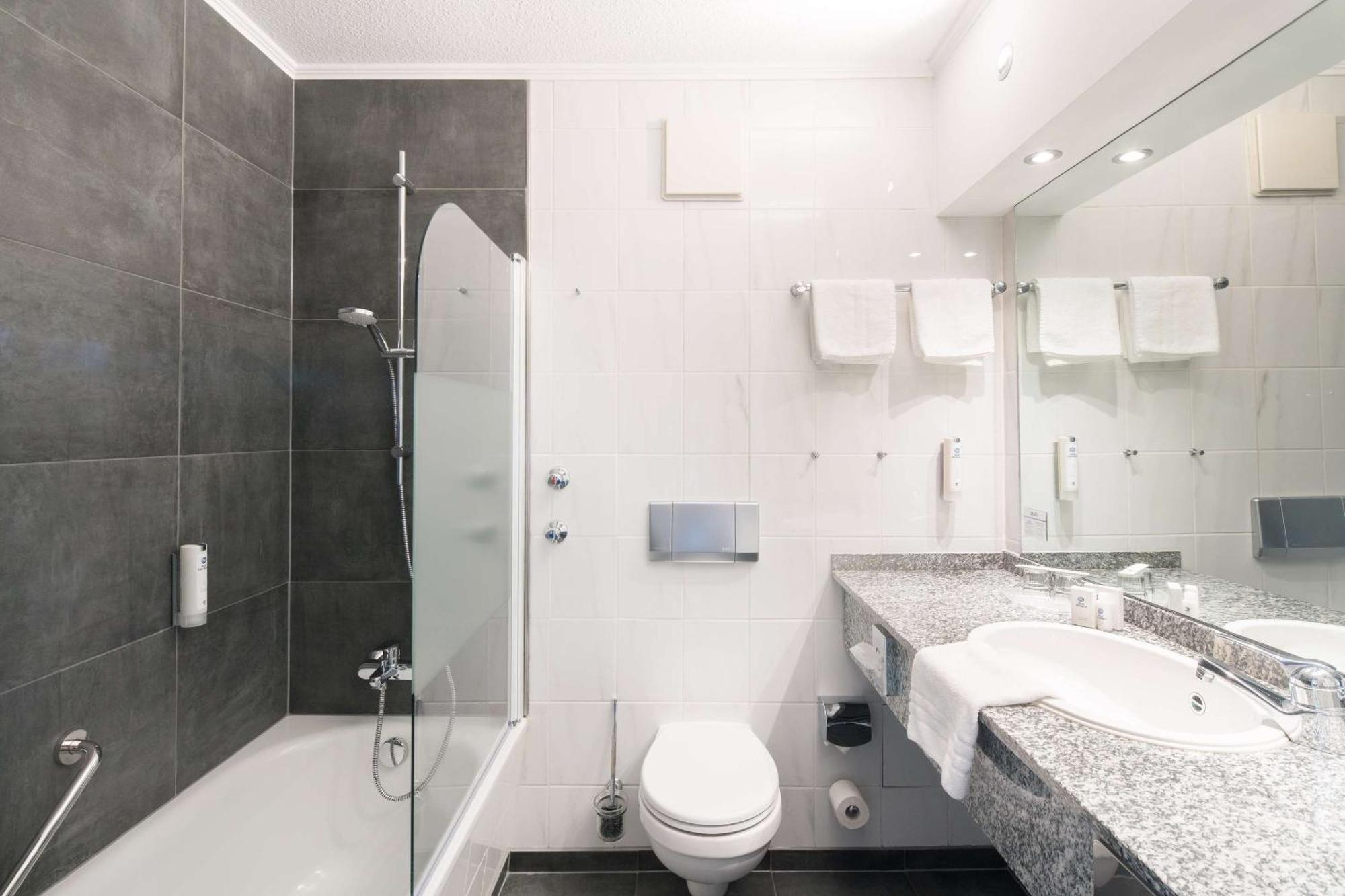 Deluxe Double Room with Double Bed