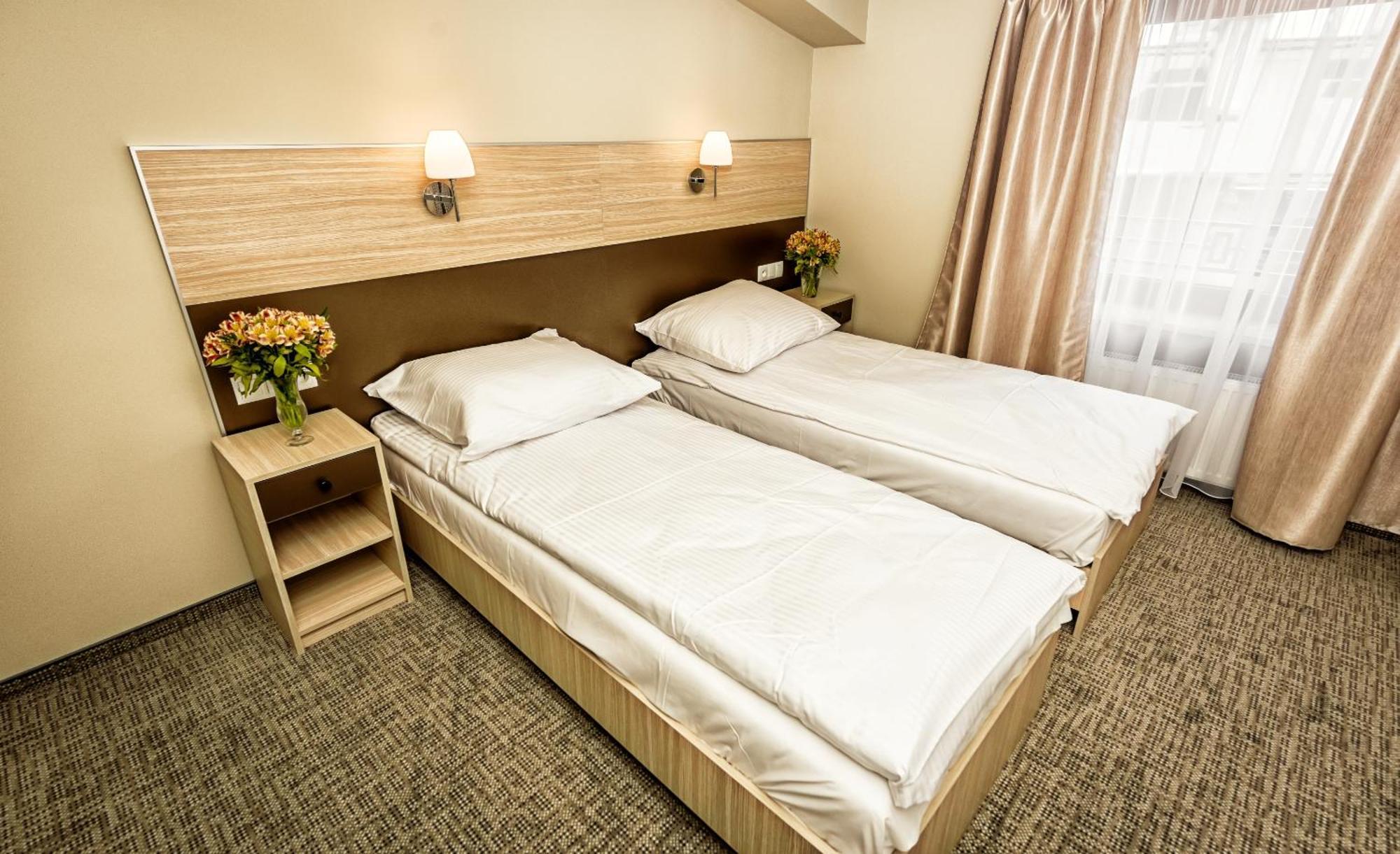 Twin Room with Private Bathroom