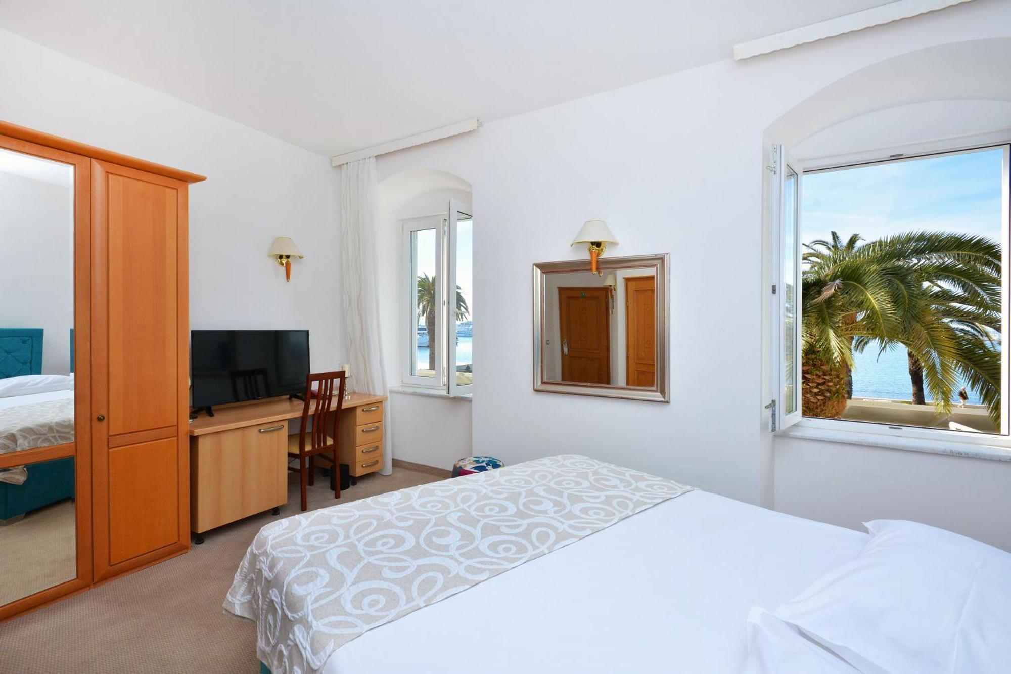 Chambre Double Supérieure - Vue sur Mer