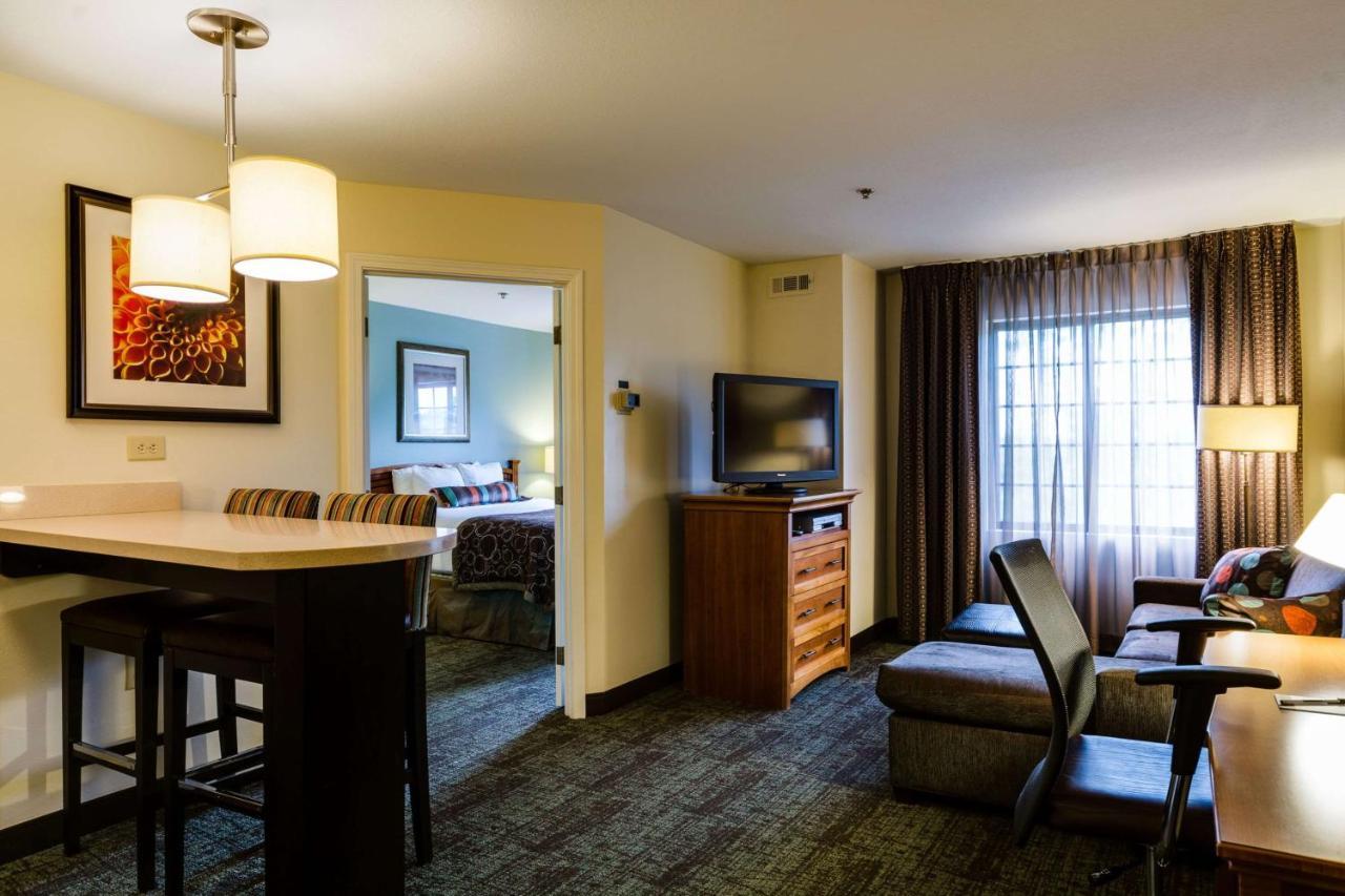 One-Bedroom Suite Two Double Beds