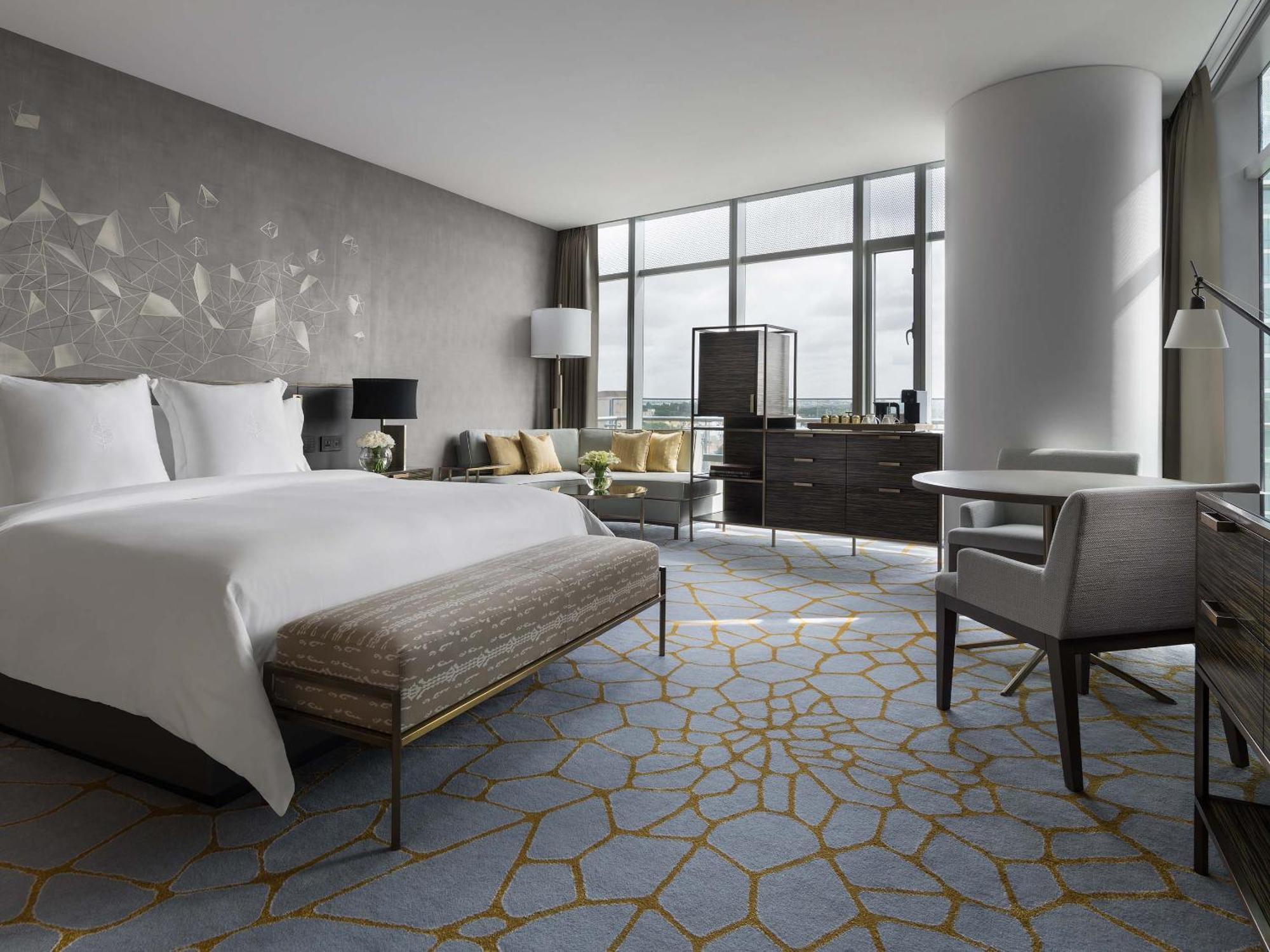 Premier Room King