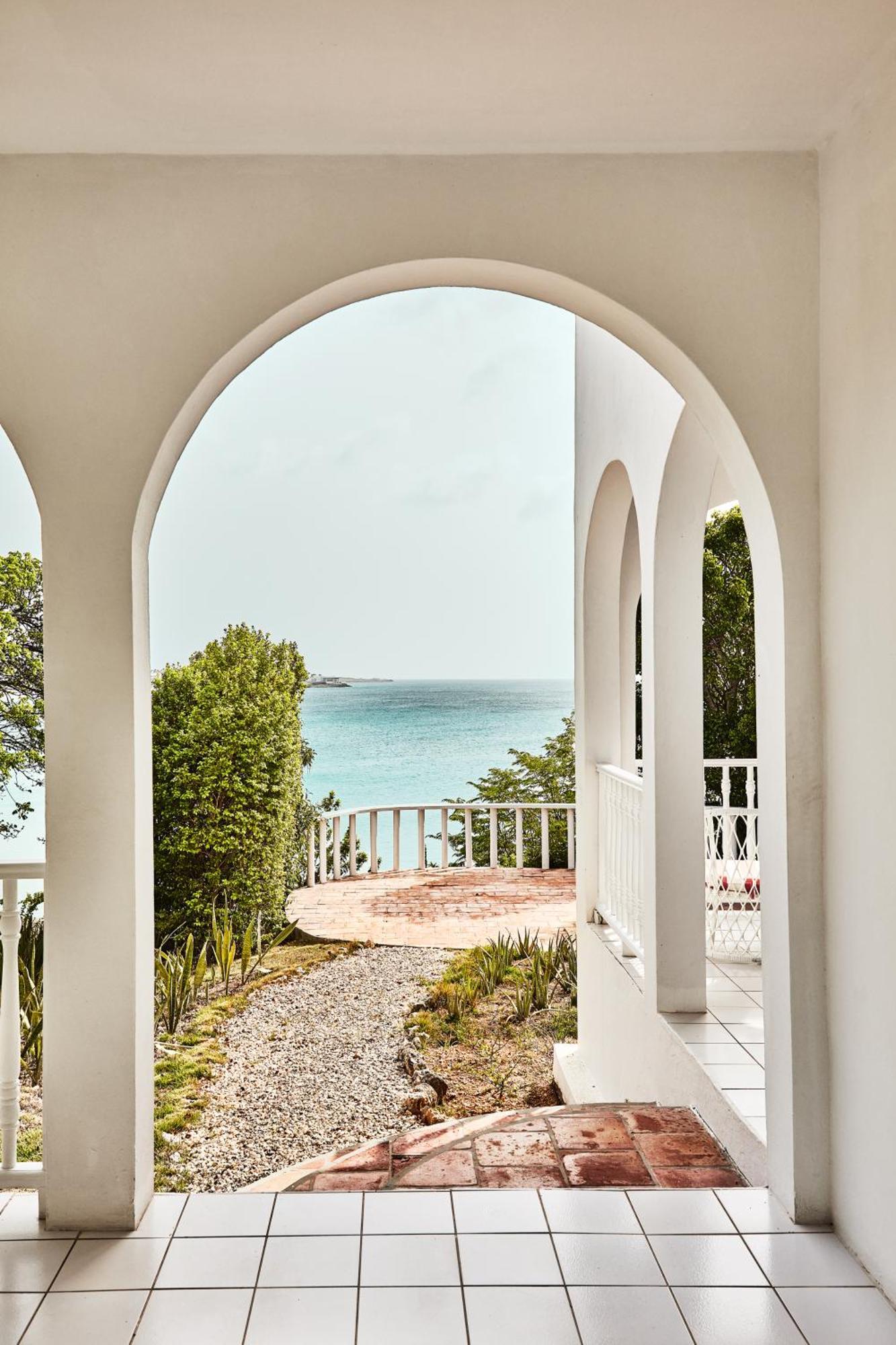 Ocean View Deluxe 1 King