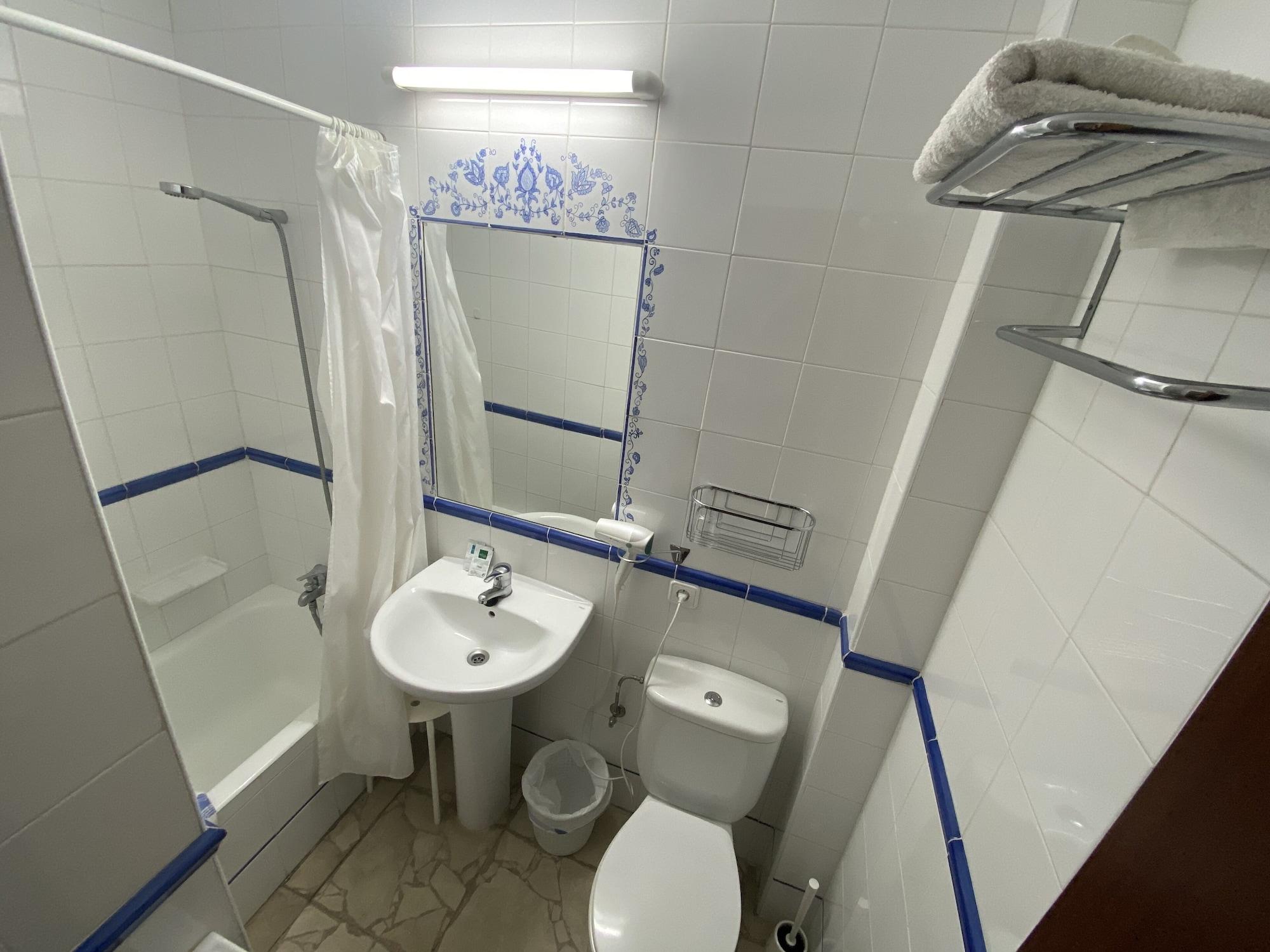 Single Room,1224424489:JPEG