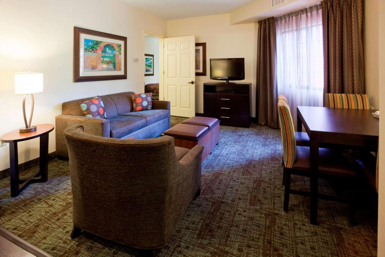 One-Bedroom Suite Two Double Beds