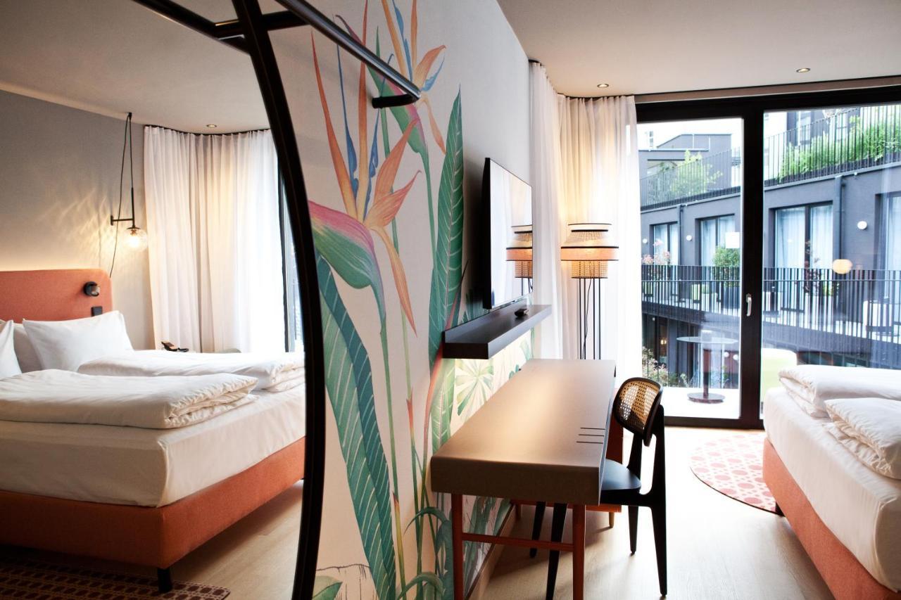 Standard Queen Room Balcony