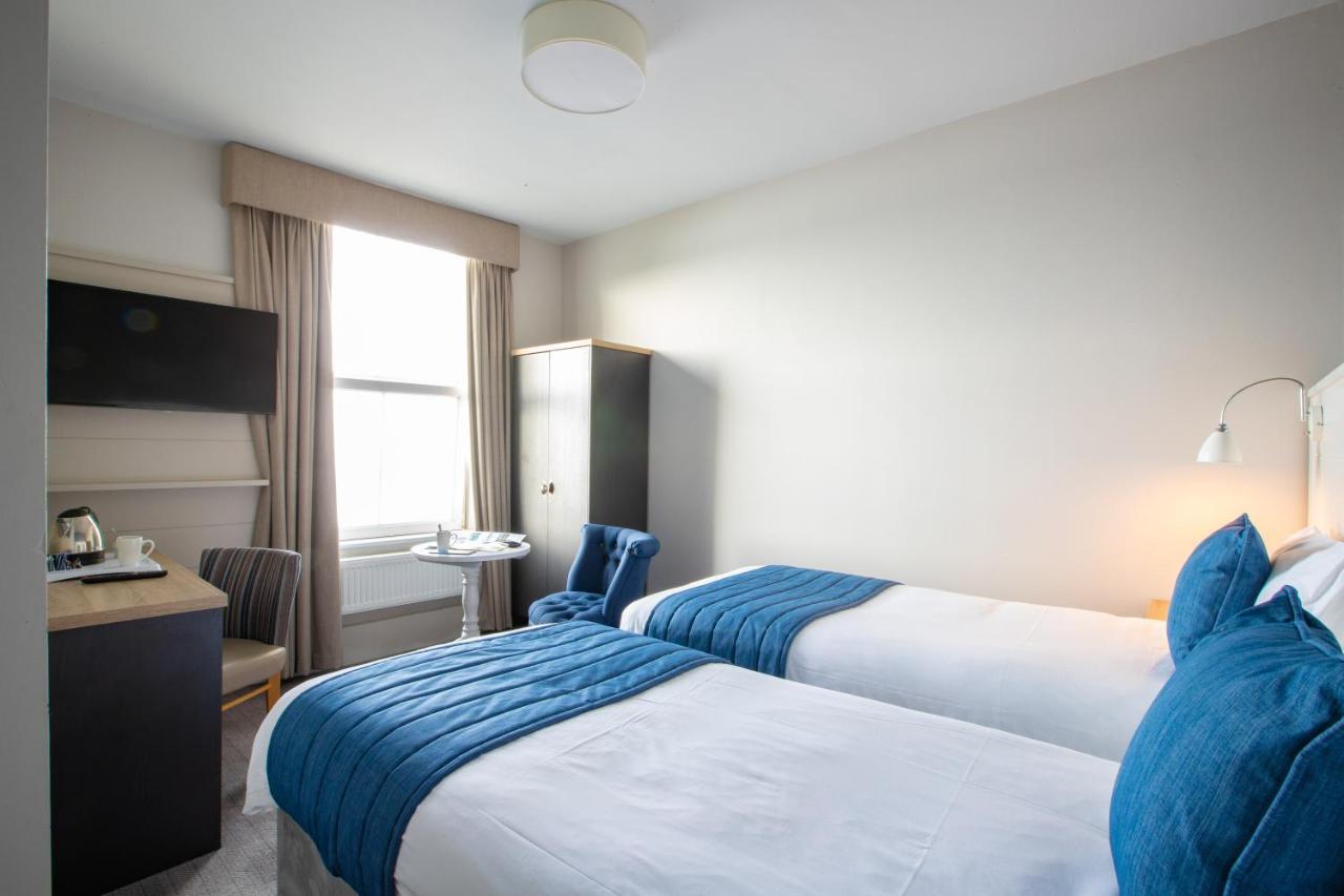 Twin Room with Sea View