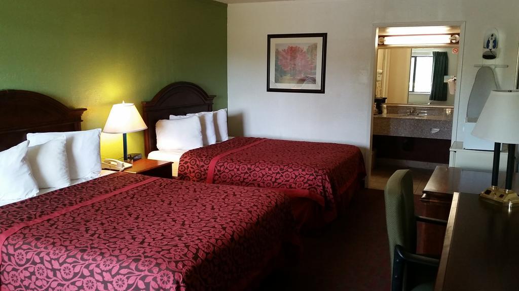 Deluxe Double Room Two Double Beds Non-Smoking