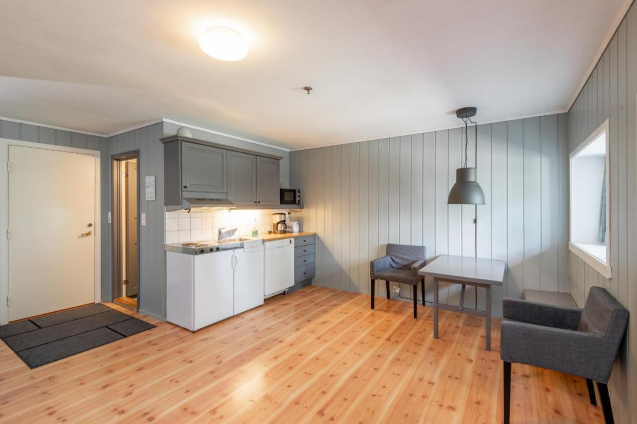Apartment (4 Adults)