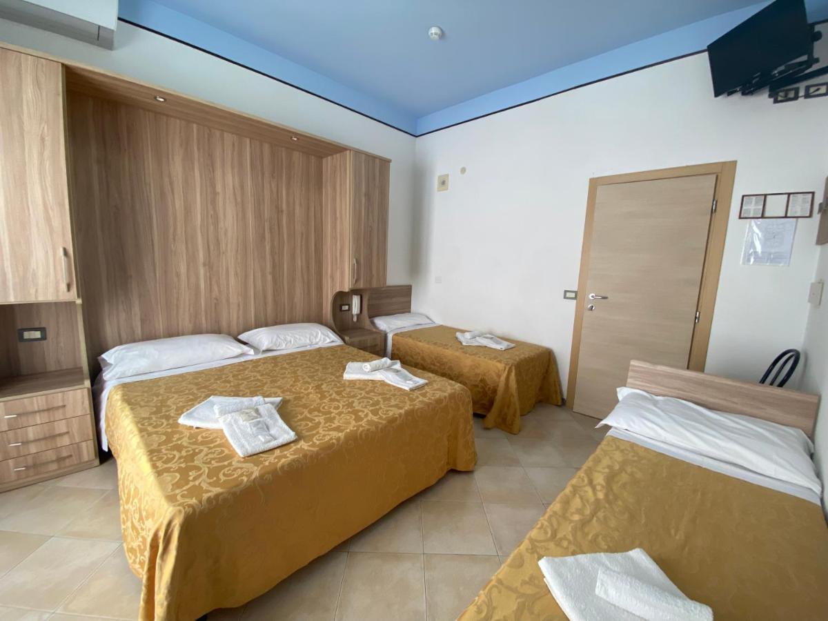 Quadruple Room Balcony,1234390910:JPEG