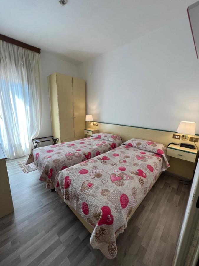 Single Room,1230962372:JPEG