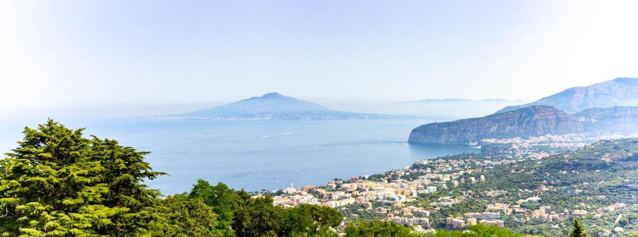 Camera Matrimoniale/Doppia con Letti Singoli con Balcone e Vista Mare