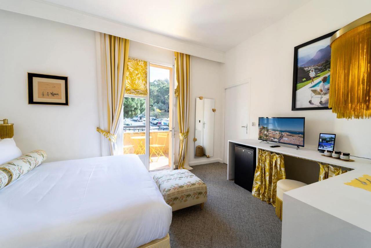 Superior Double or Twin Room,1243640704:JPEG