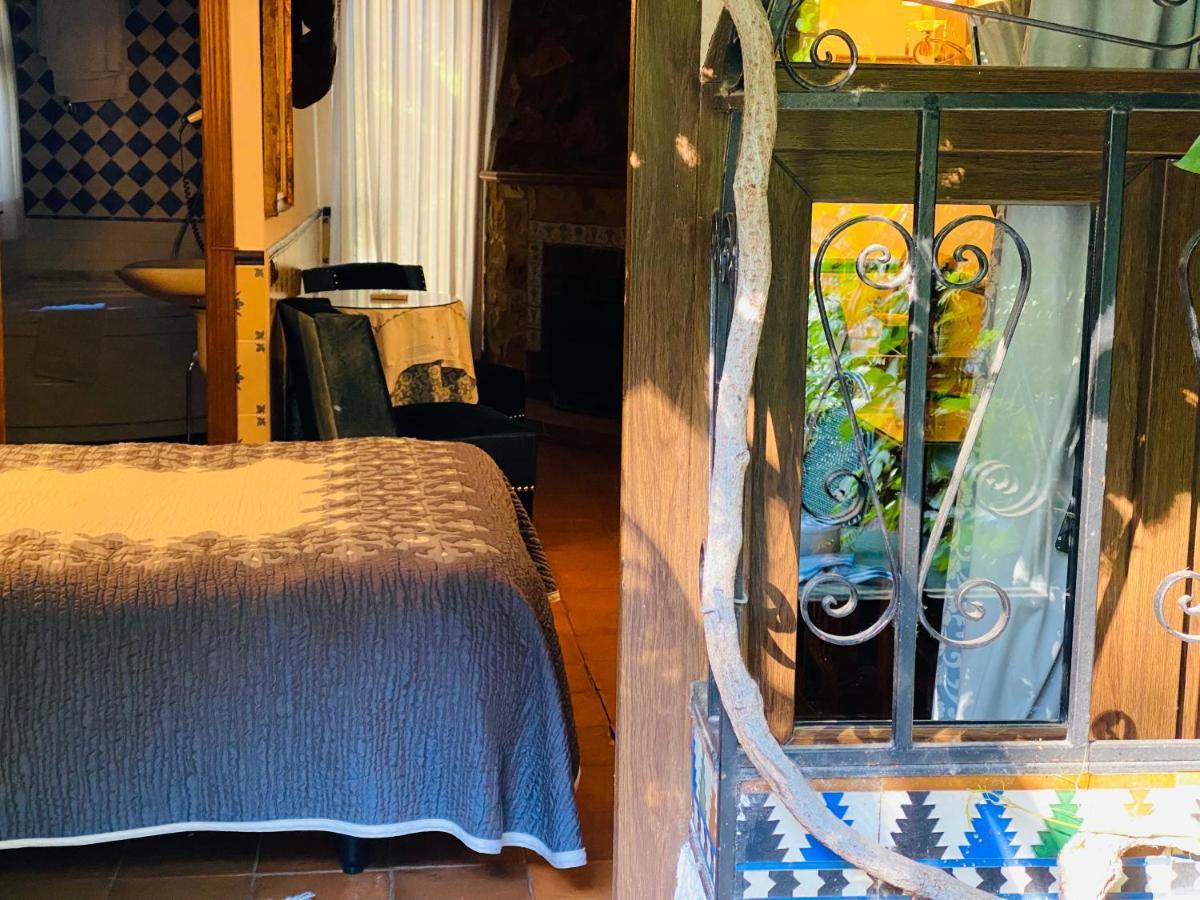 Basic Double Room,1244617864:JPEG