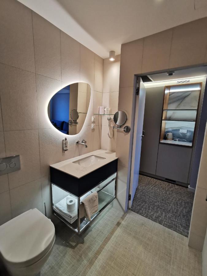 Deluxe Doppelzimmer mit Balkon und Meerblick