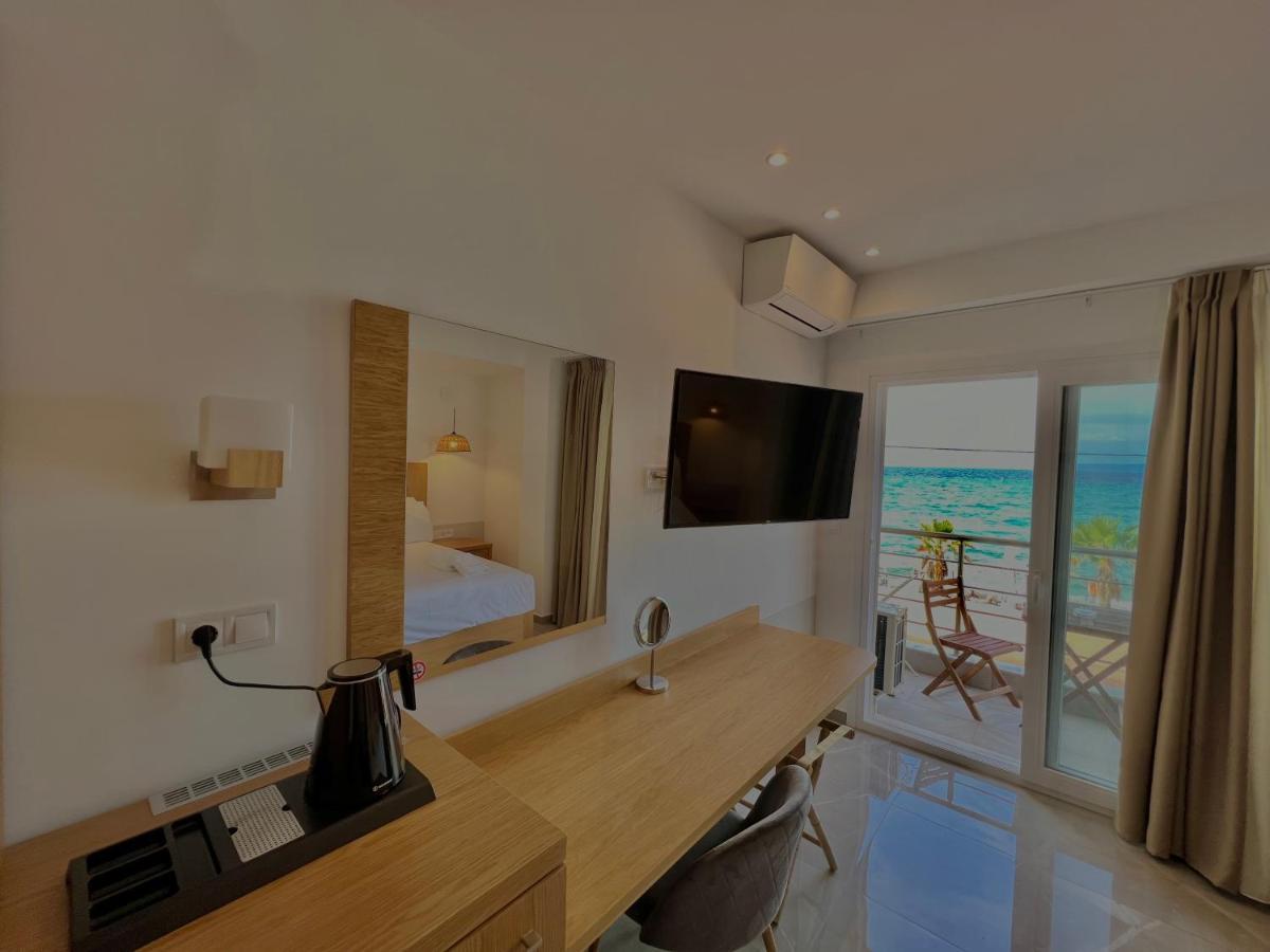 Deluxe Triple Room Sea View,1249937356:JPEG