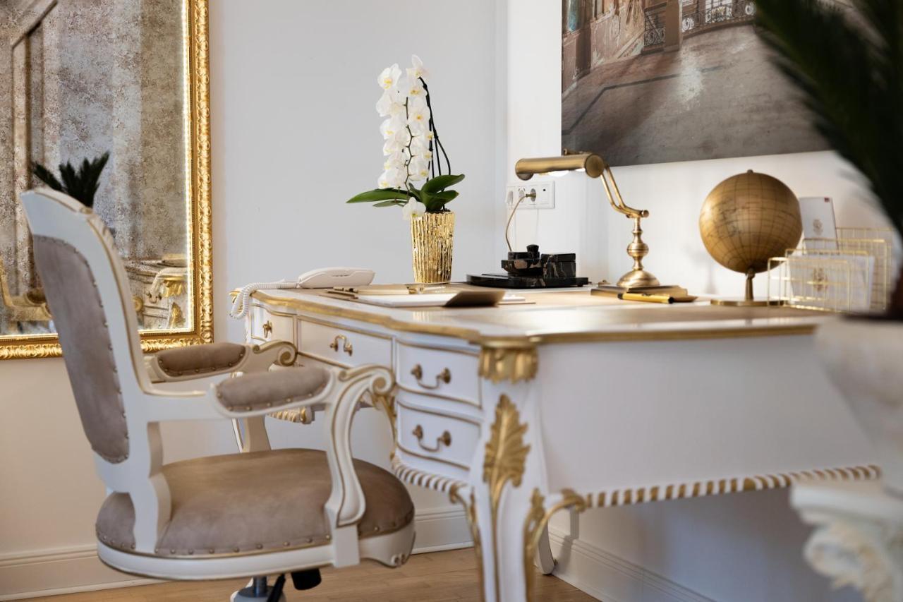 Superior Suite Castle