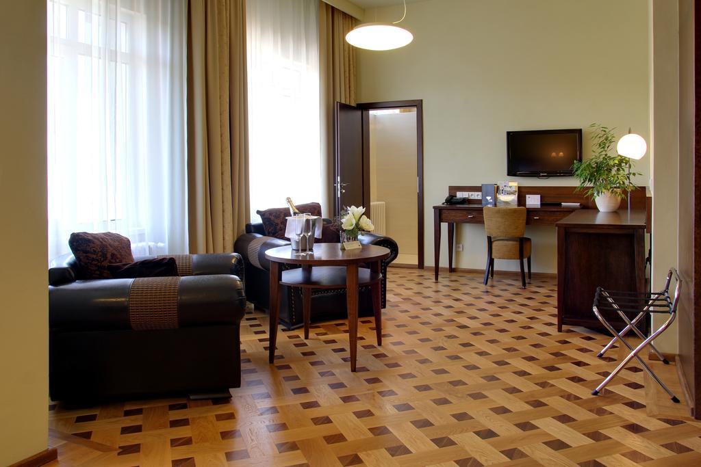 Junior Suite with Sauna